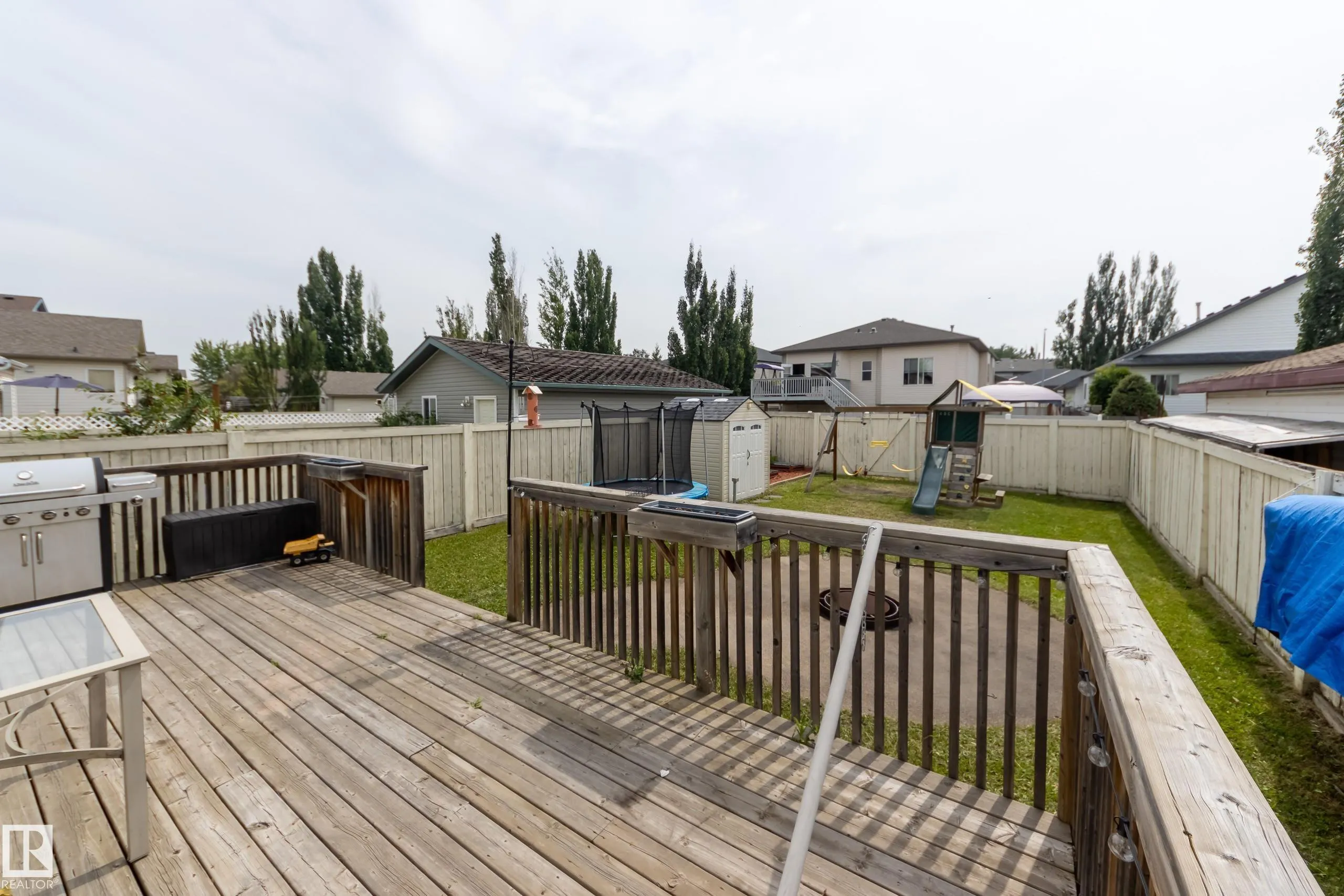 25 HIGHWOOD Boulevard
