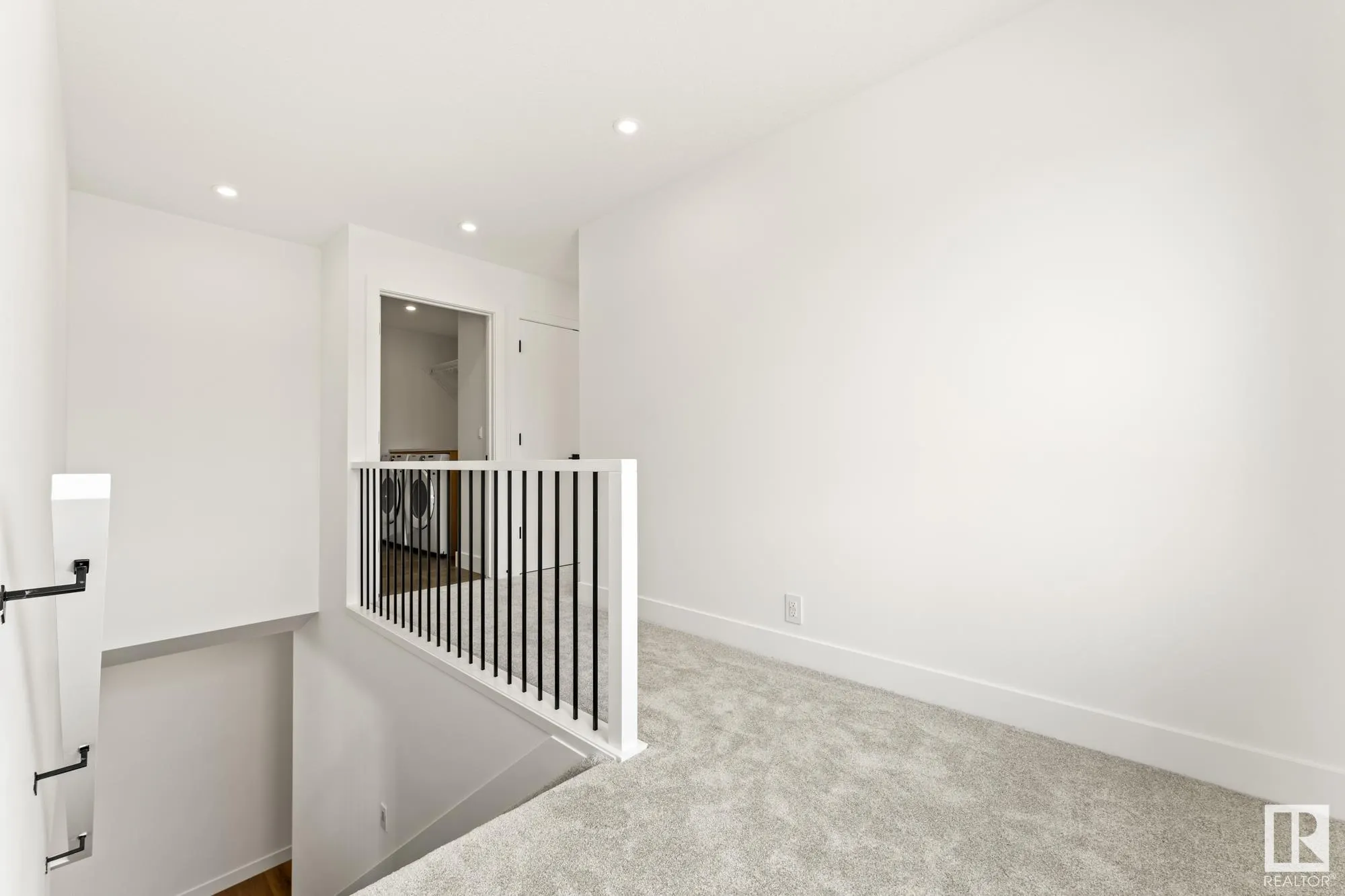 101 Newbury Ci