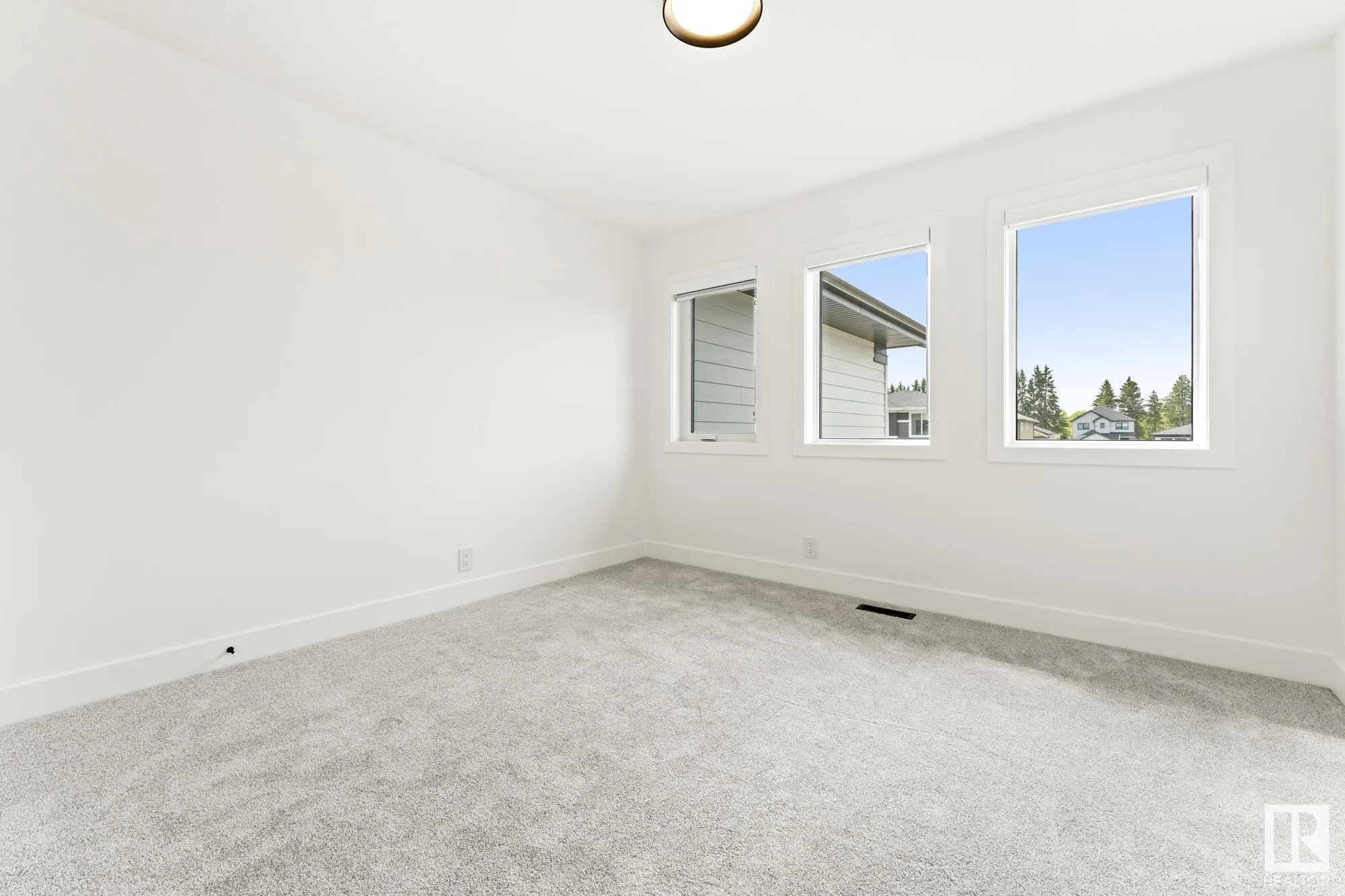 101 Newbury Ci