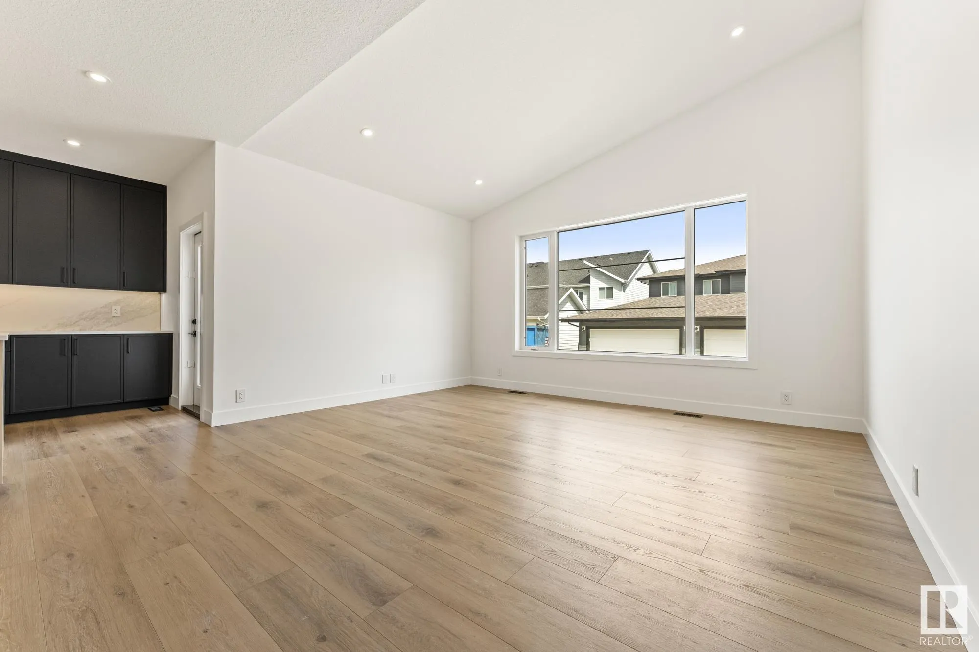 101 Newbury Ci