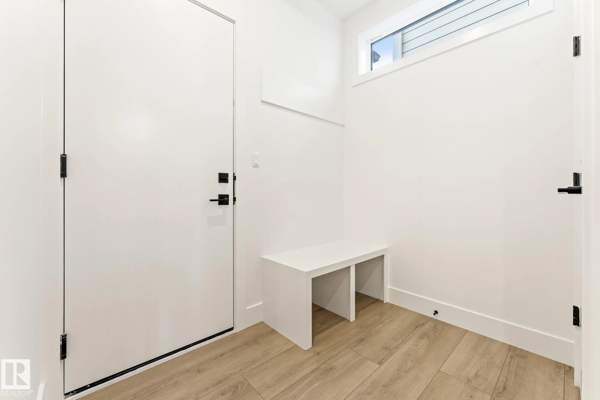 103 Newbury Ci