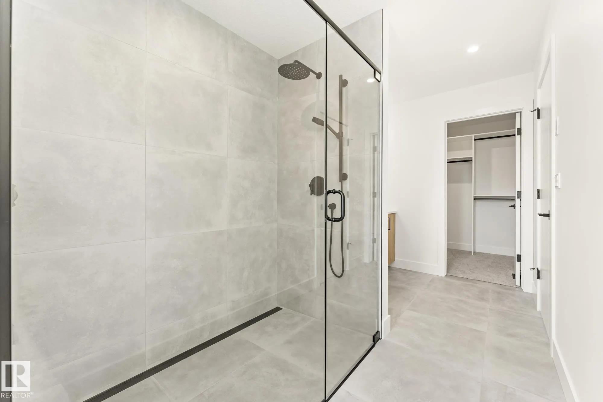 103 Newbury Ci