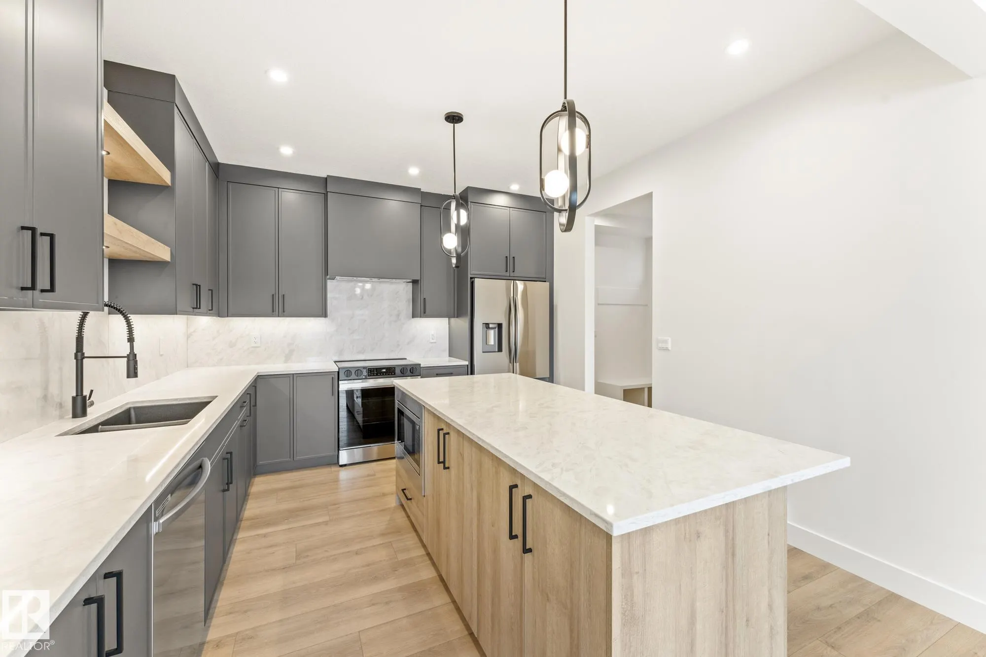 103 Newbury Ci