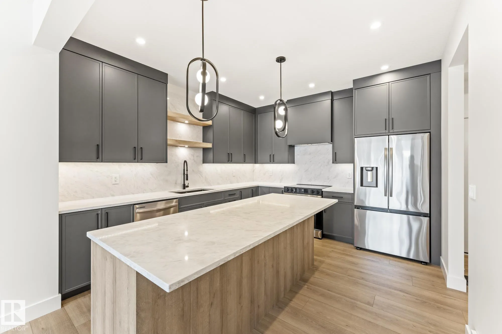 103 Newbury Ci