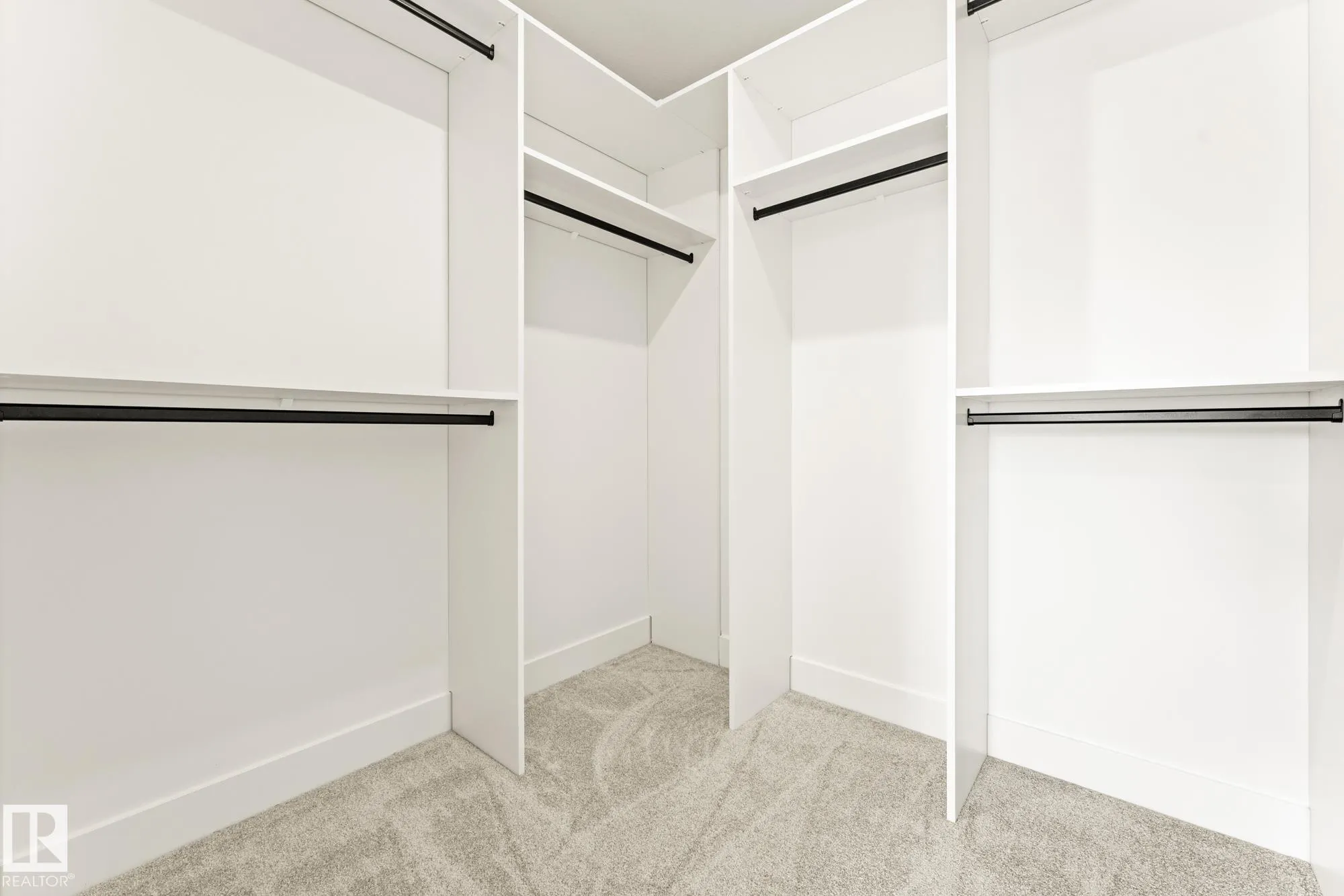 103 Newbury Ci