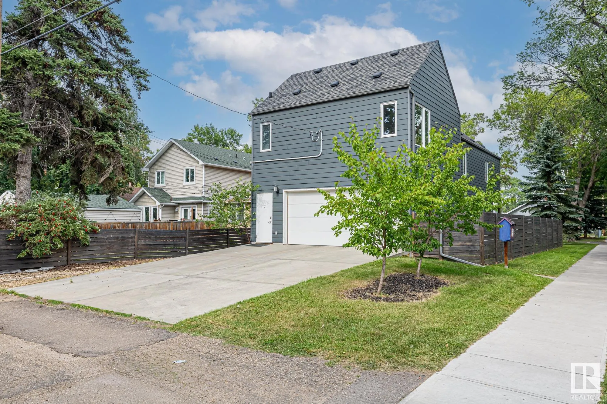 11402 66 Street