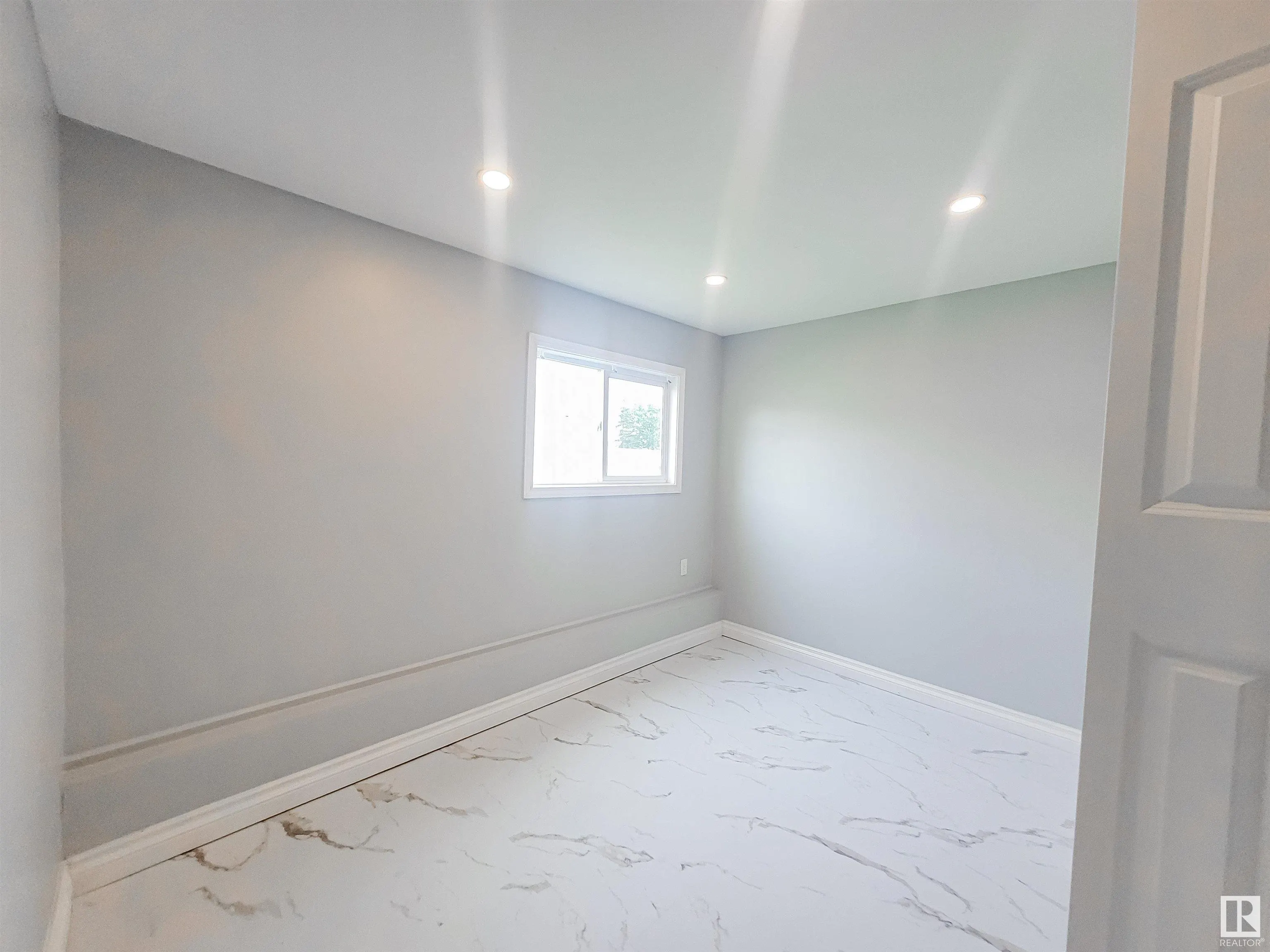53222 RGE ROAD 272
