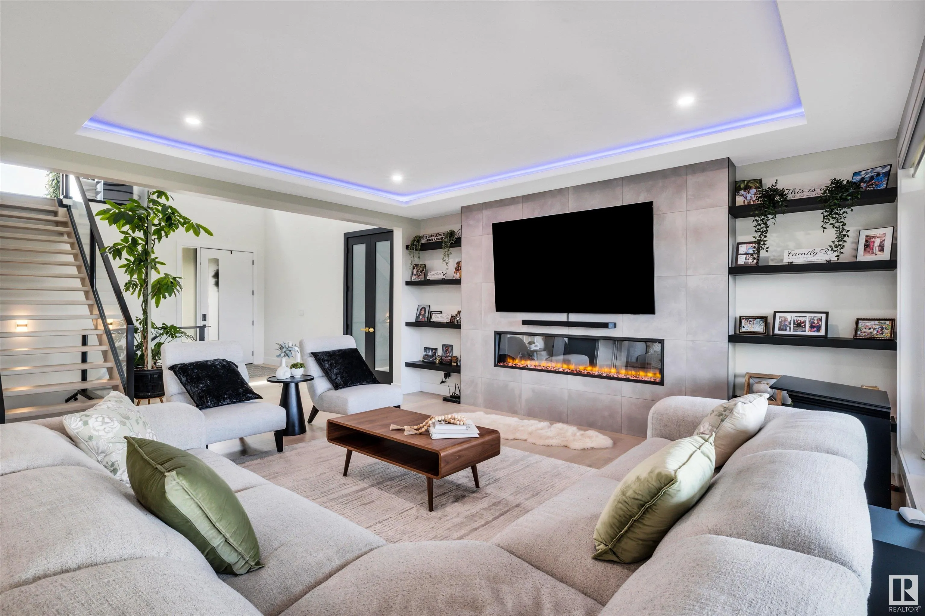 1293 PEREGRINE Terrace