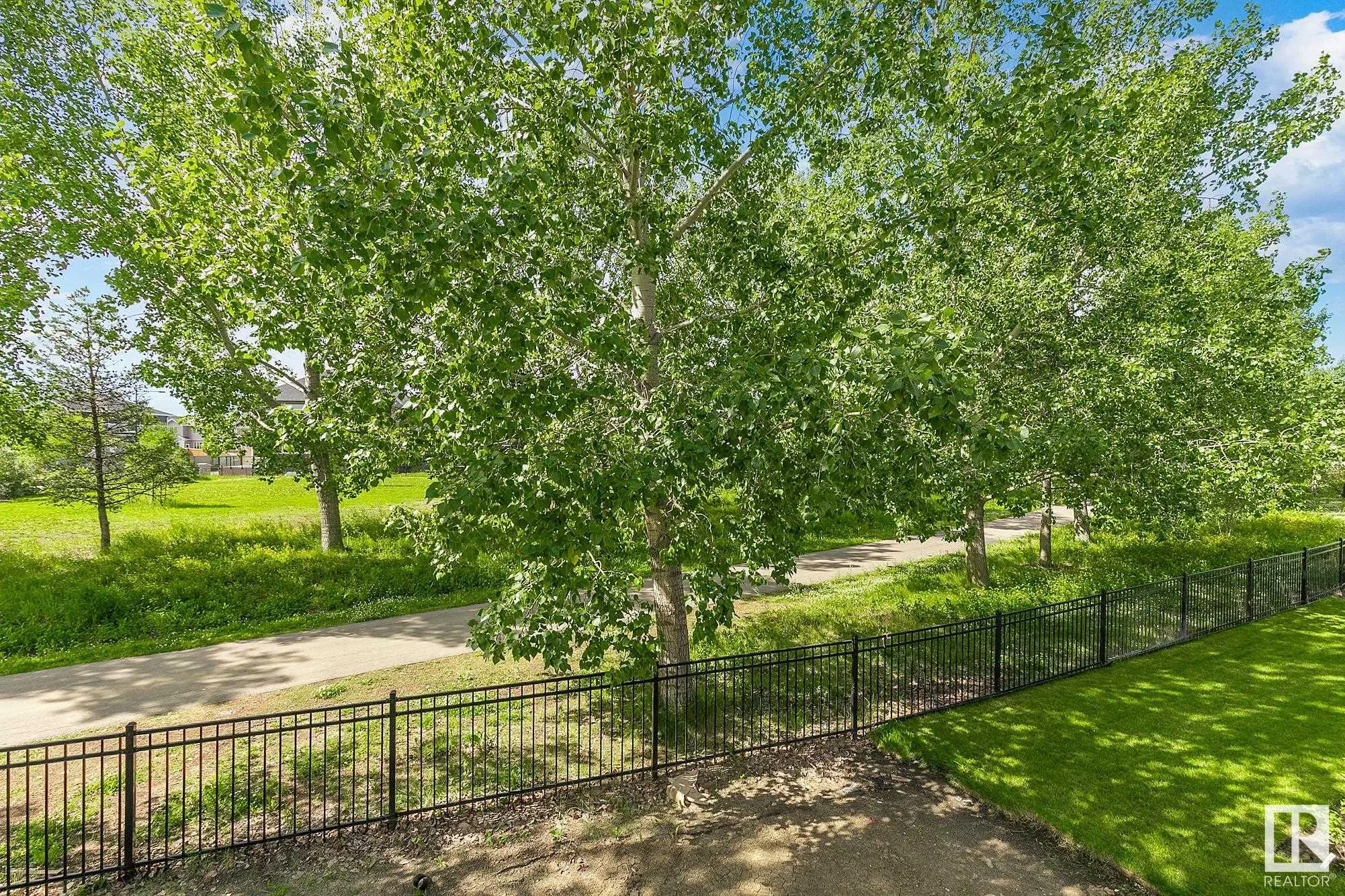 4694 CHEGWIN Wynd