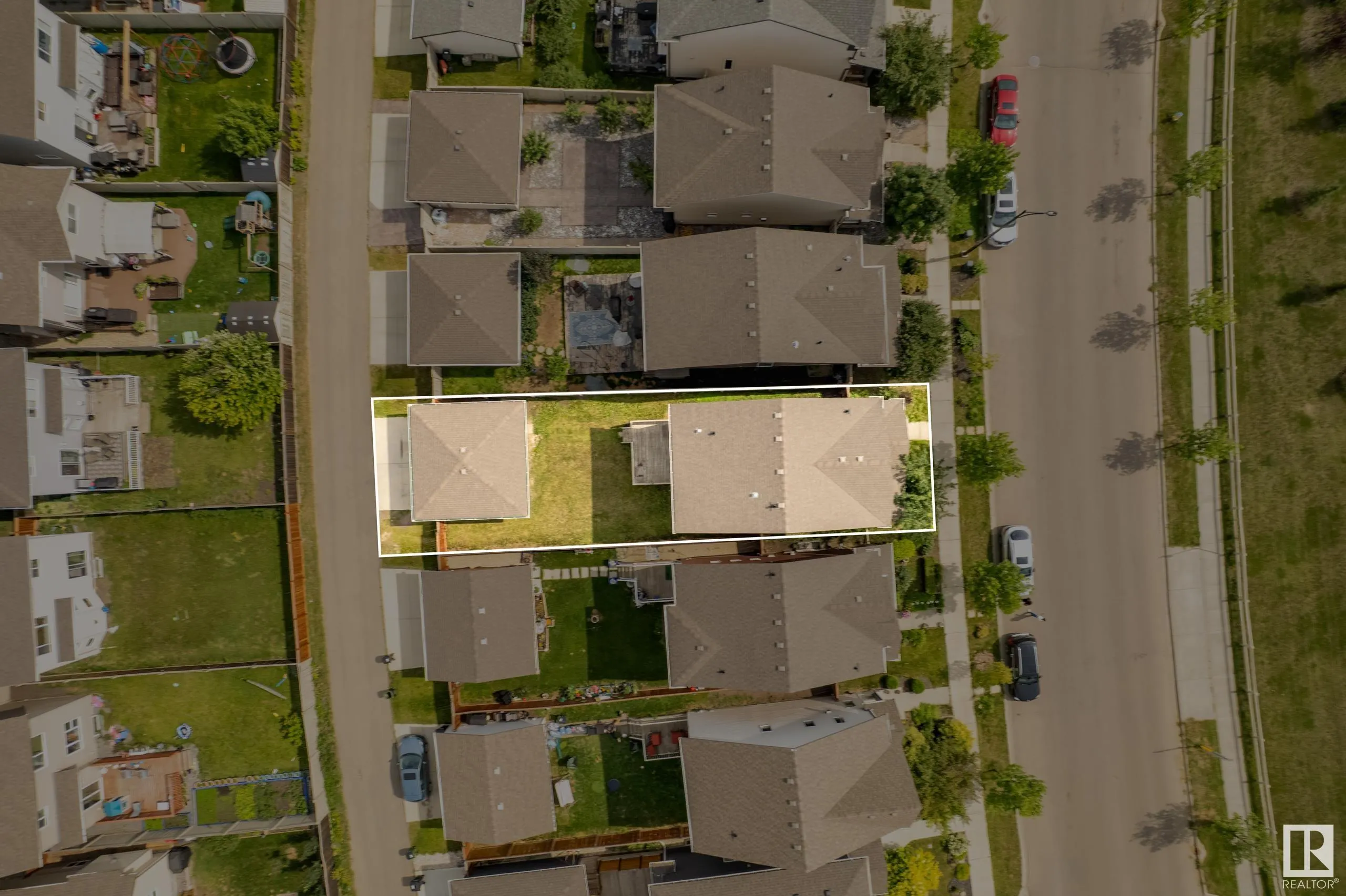857 CHAPPELLE Link