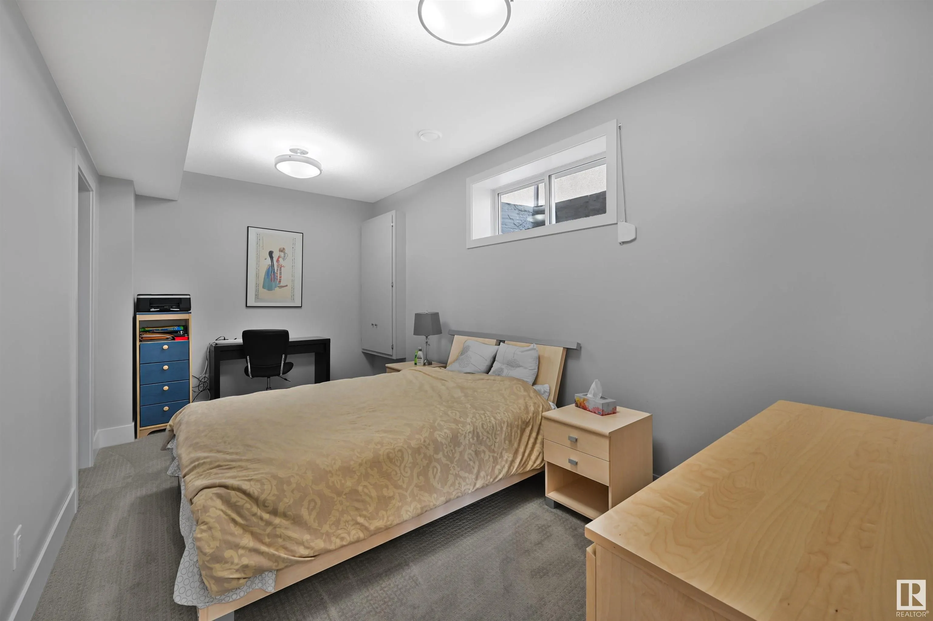 1025 HUCKELL Place