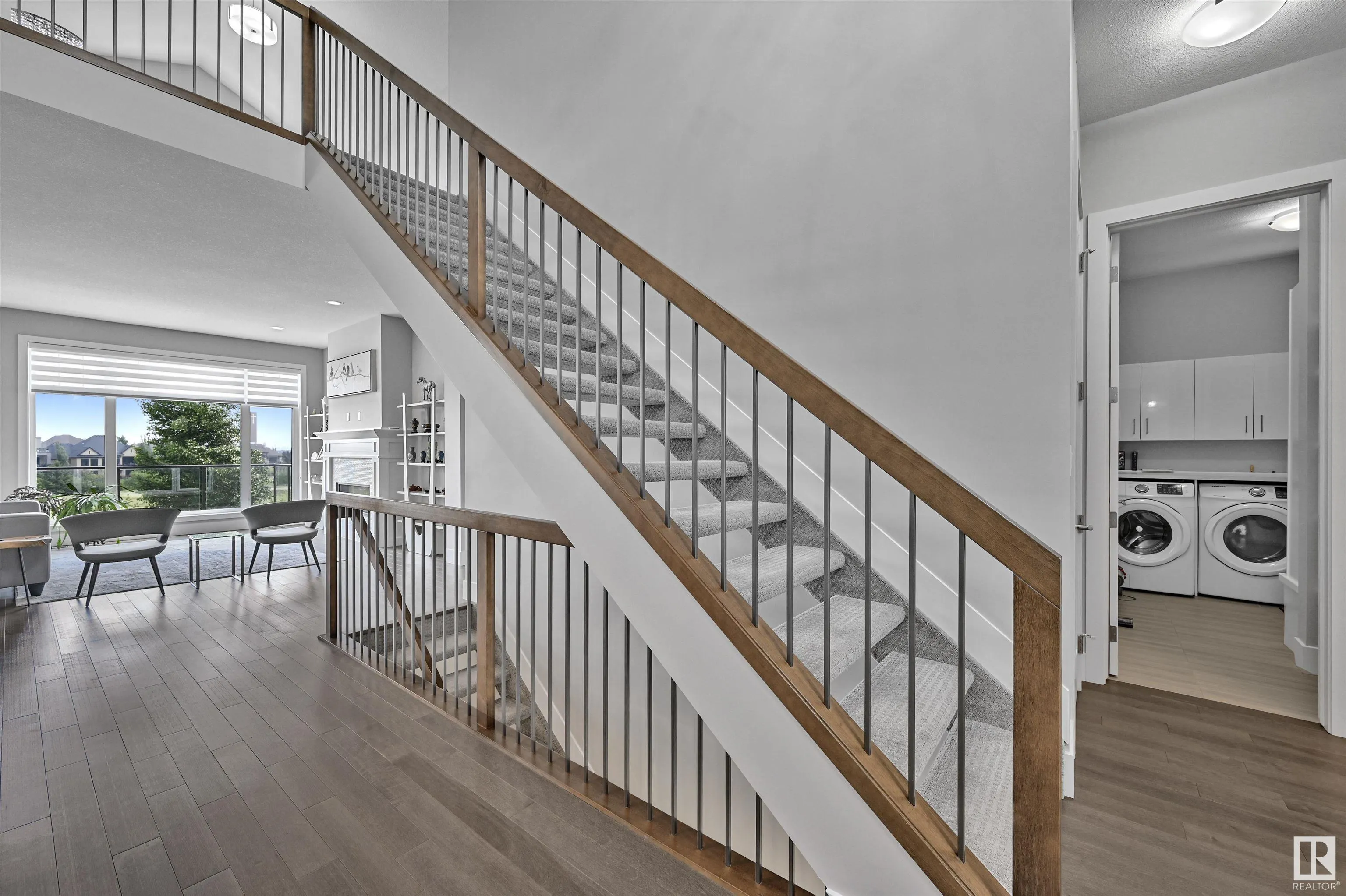 1025 HUCKELL Place