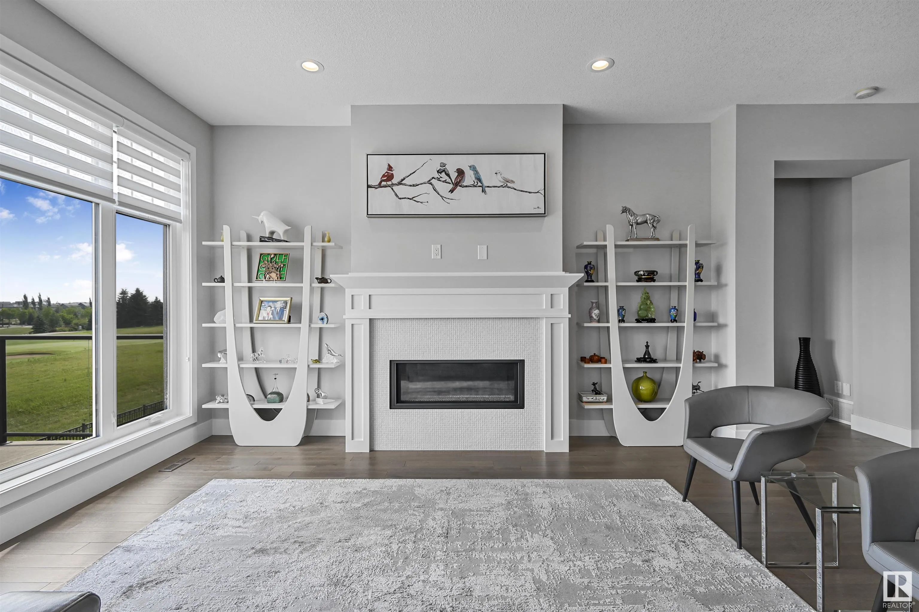 1025 HUCKELL Place