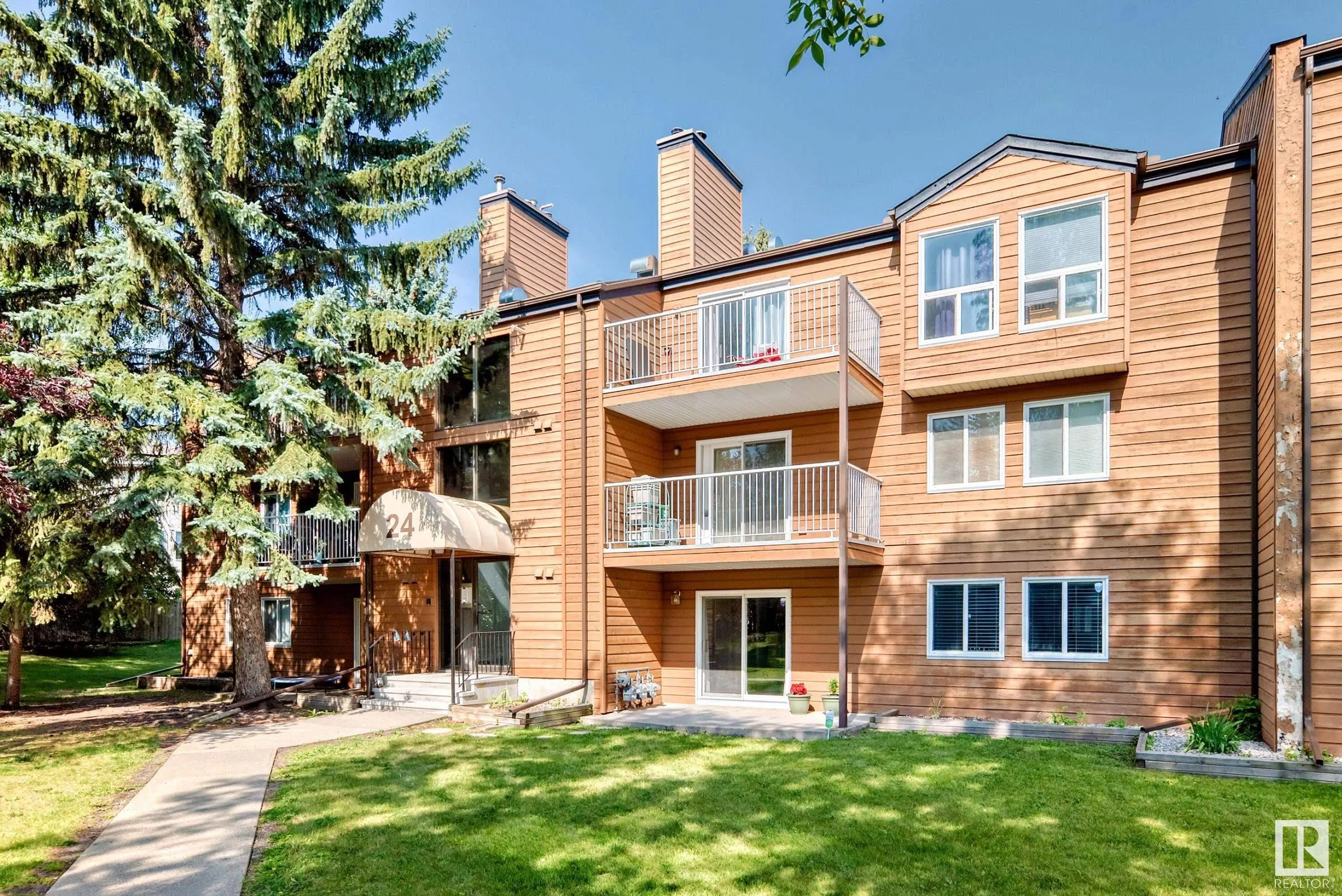 24 Alpine Place