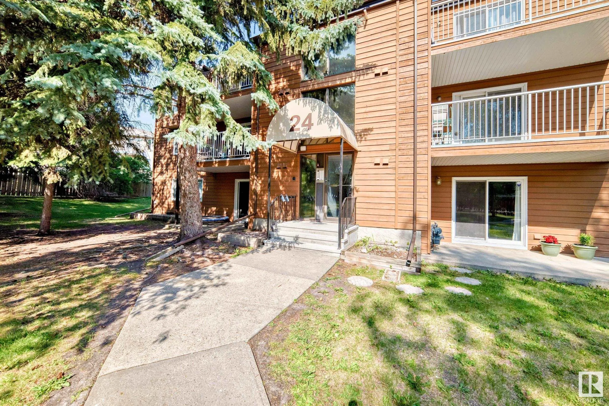 24 Alpine Place