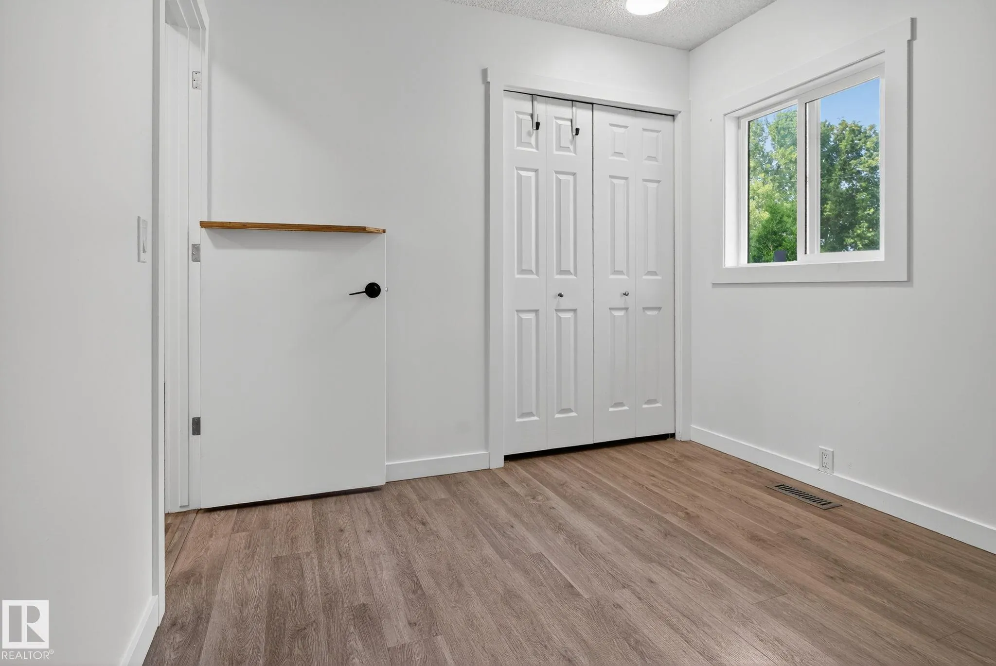 133 GARNET Road