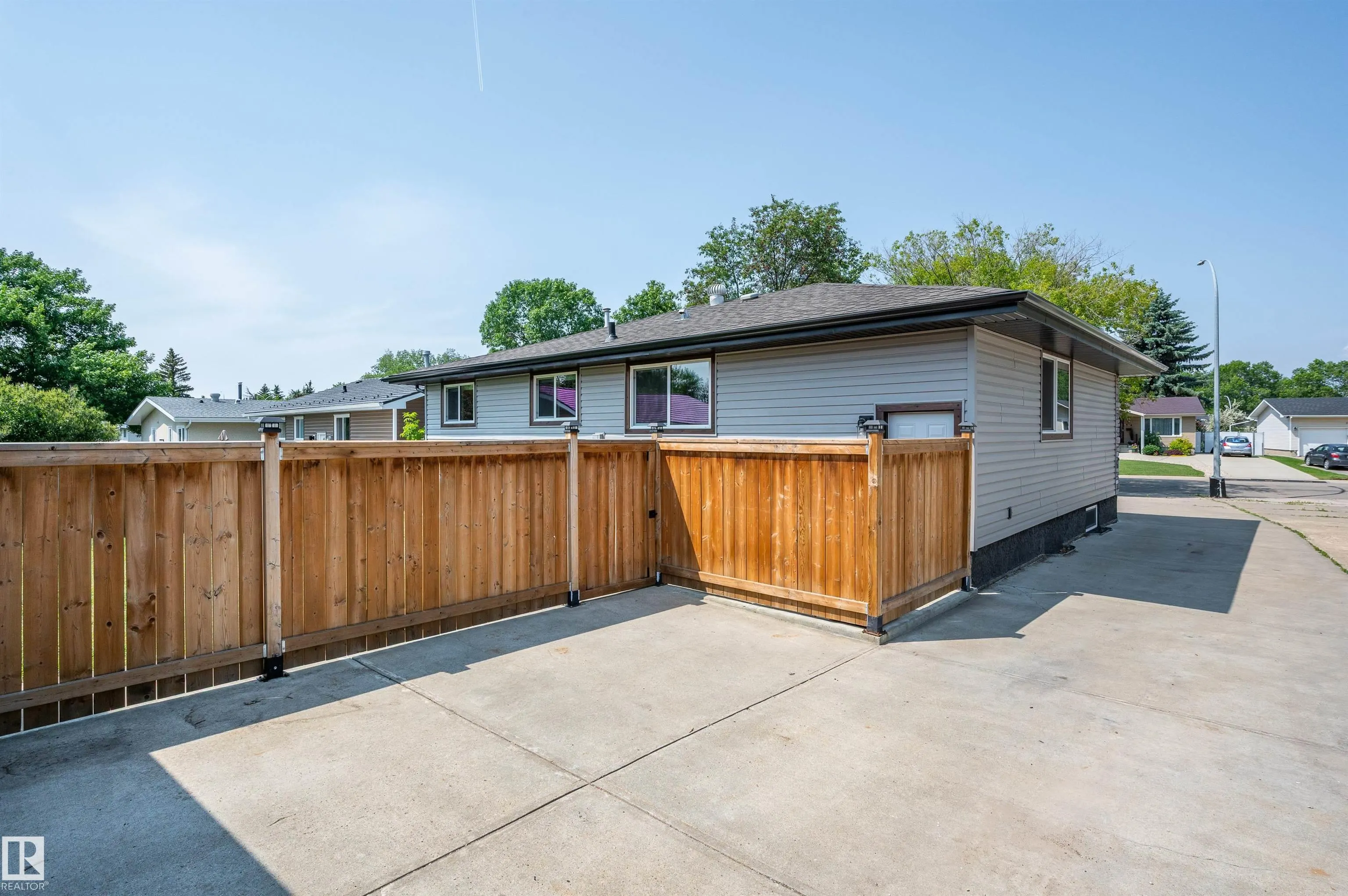 550 ALDER Avenue