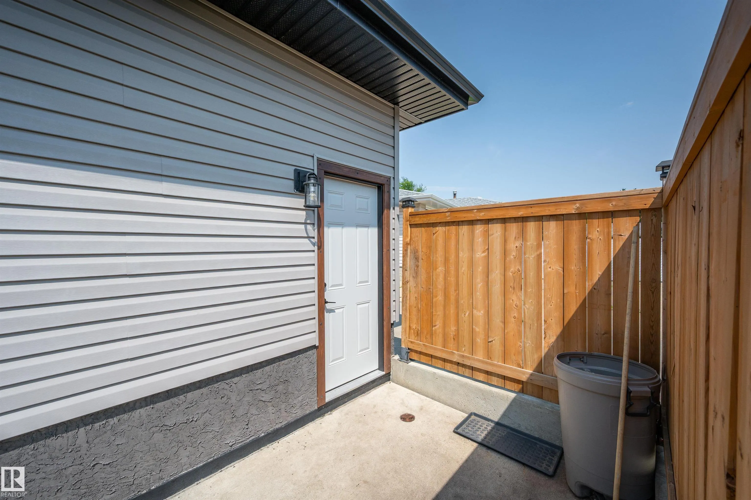 550 ALDER Avenue