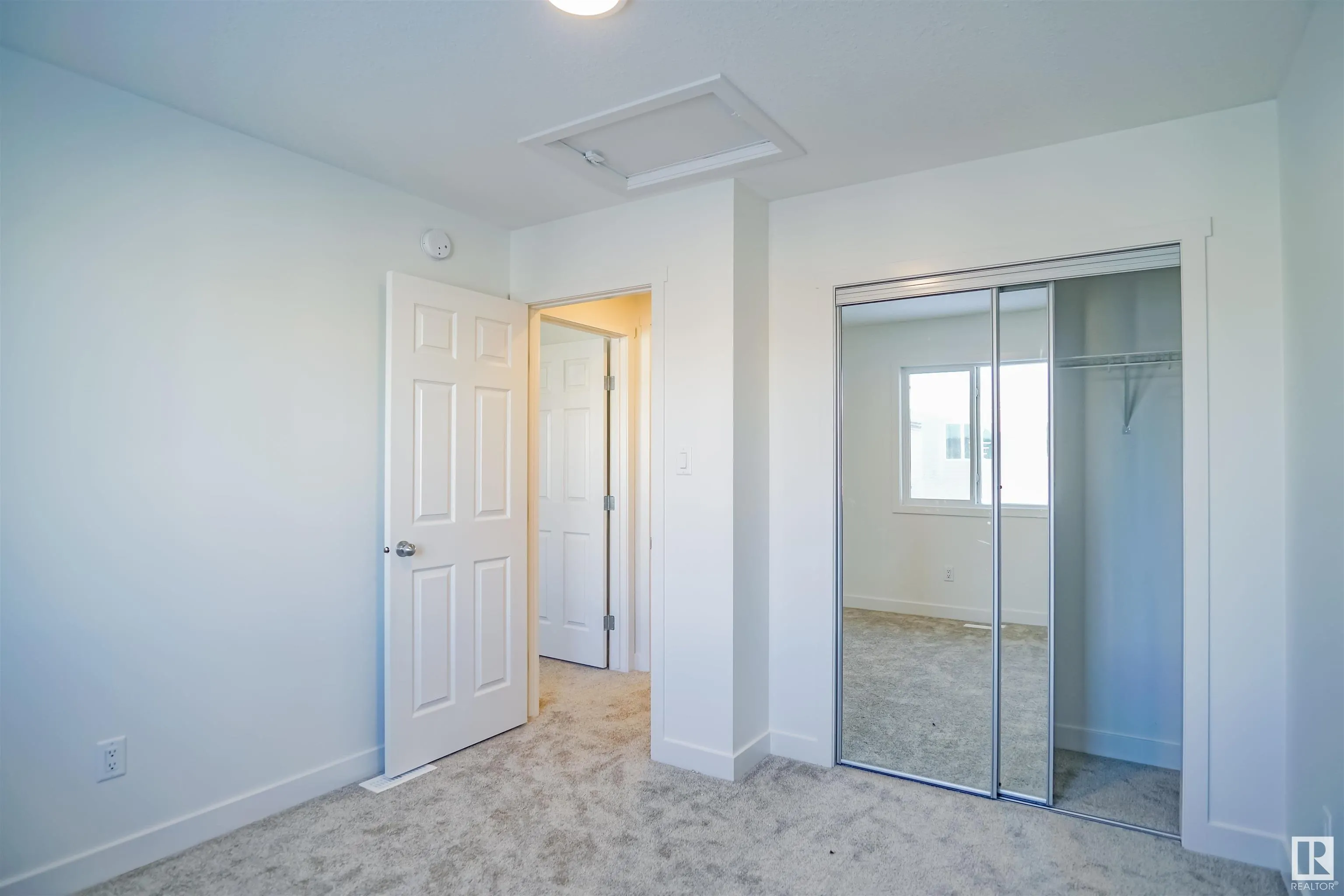 1728 WESTERRA Wynd