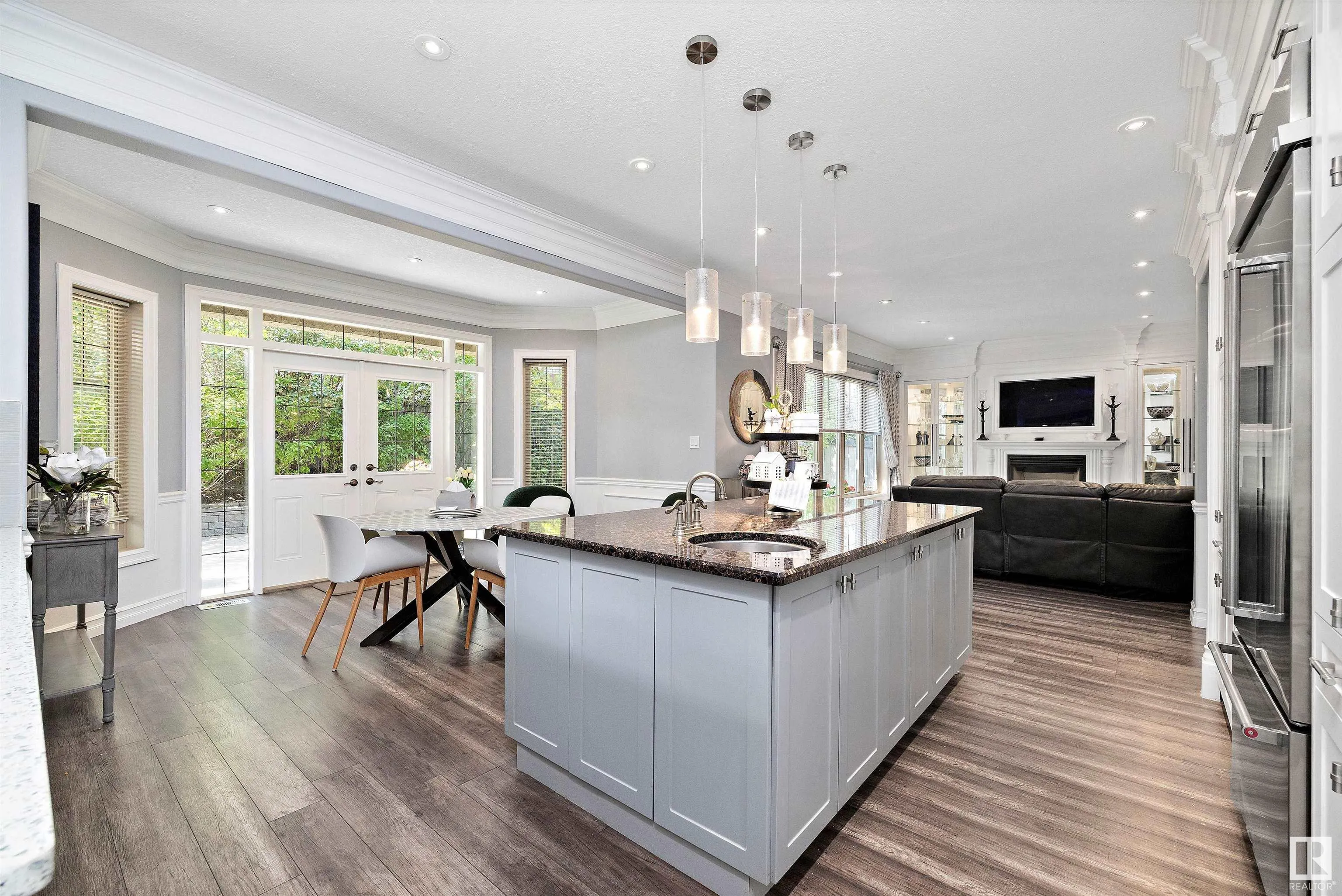 19 OAK Point(e)