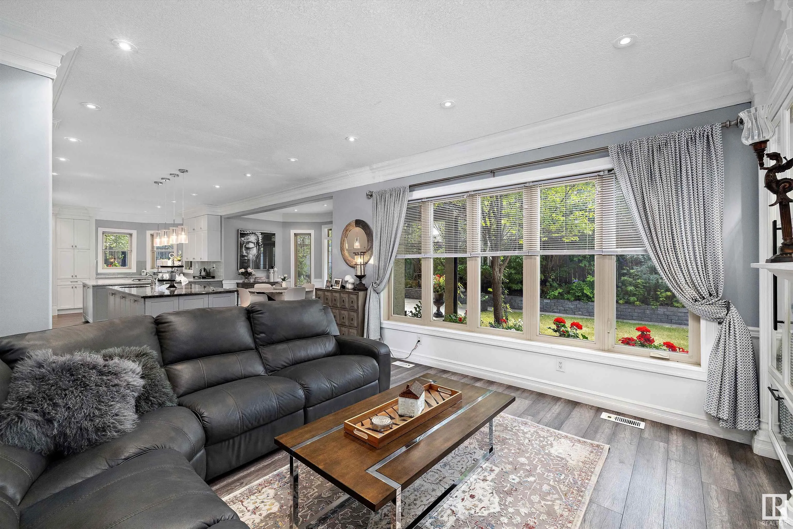 19 OAK Point(e)