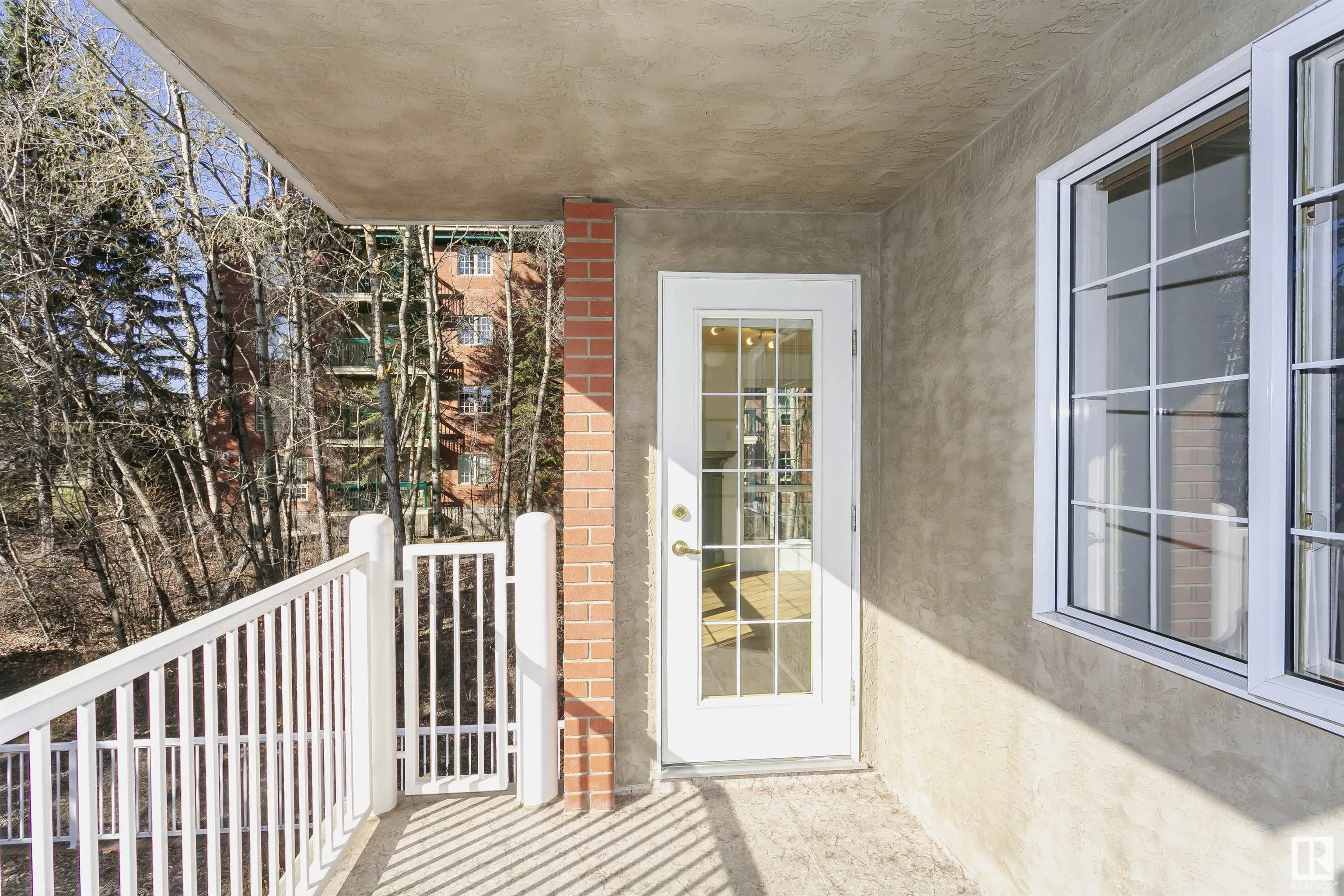 20 ST JOSEPH Street
