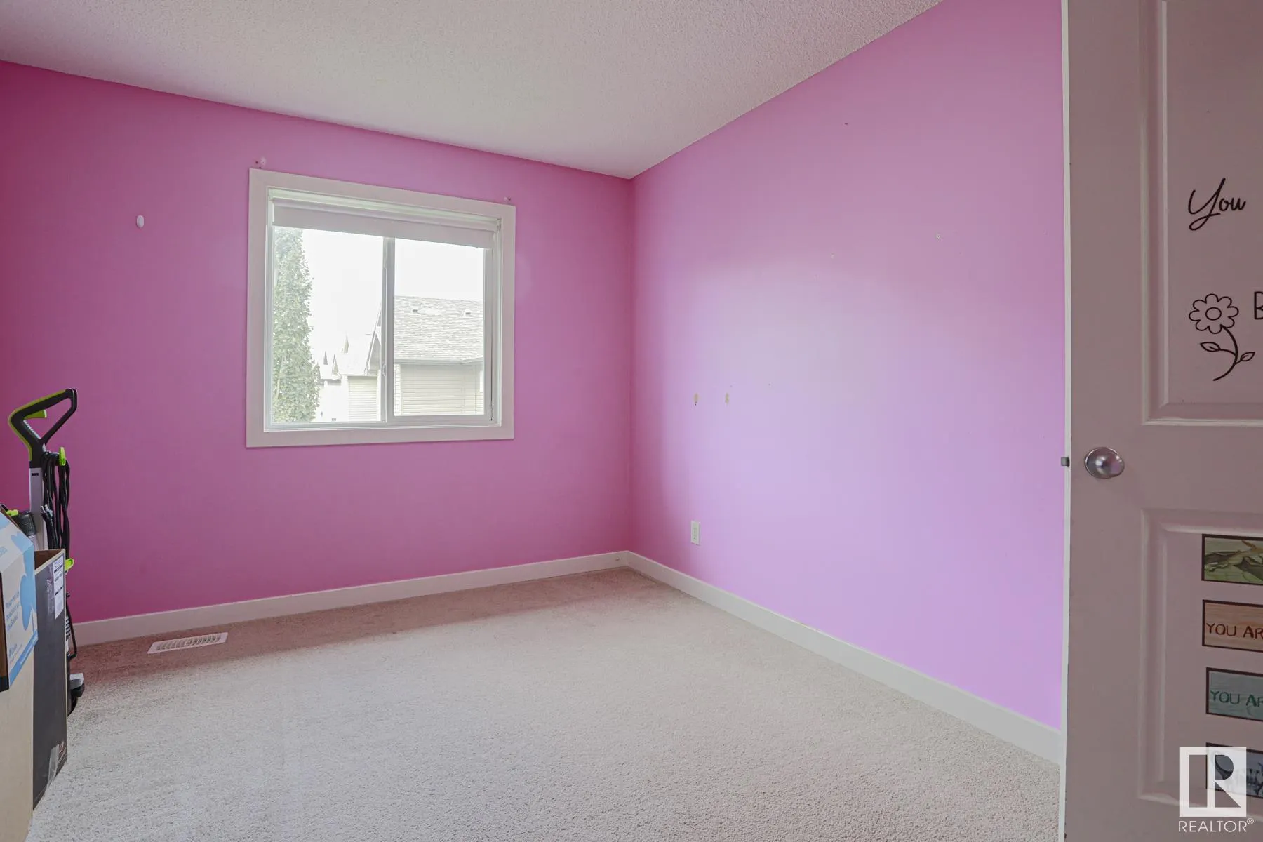 141 MCLAUGHLIN Drive
