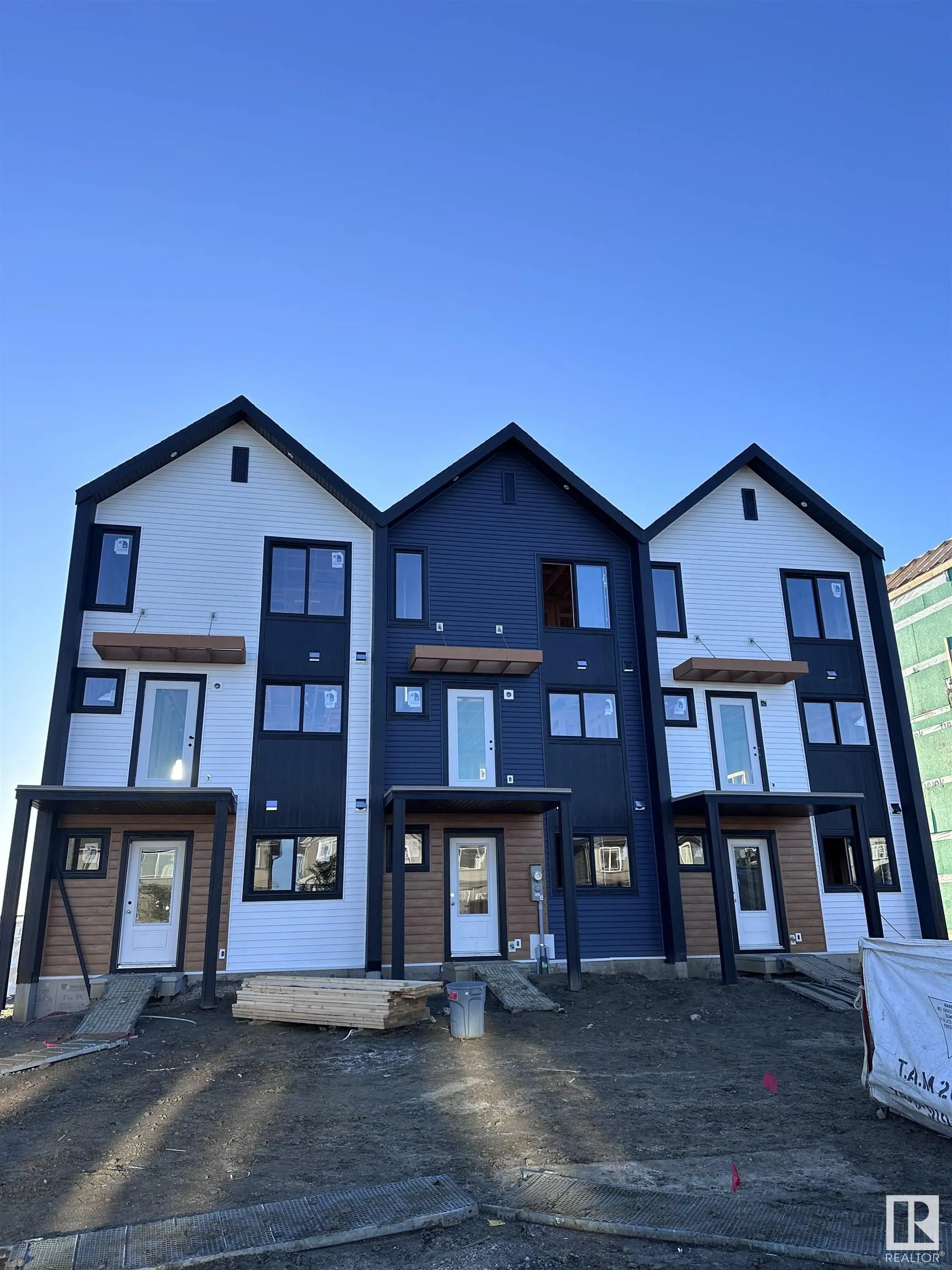 111 Nerine Crescent