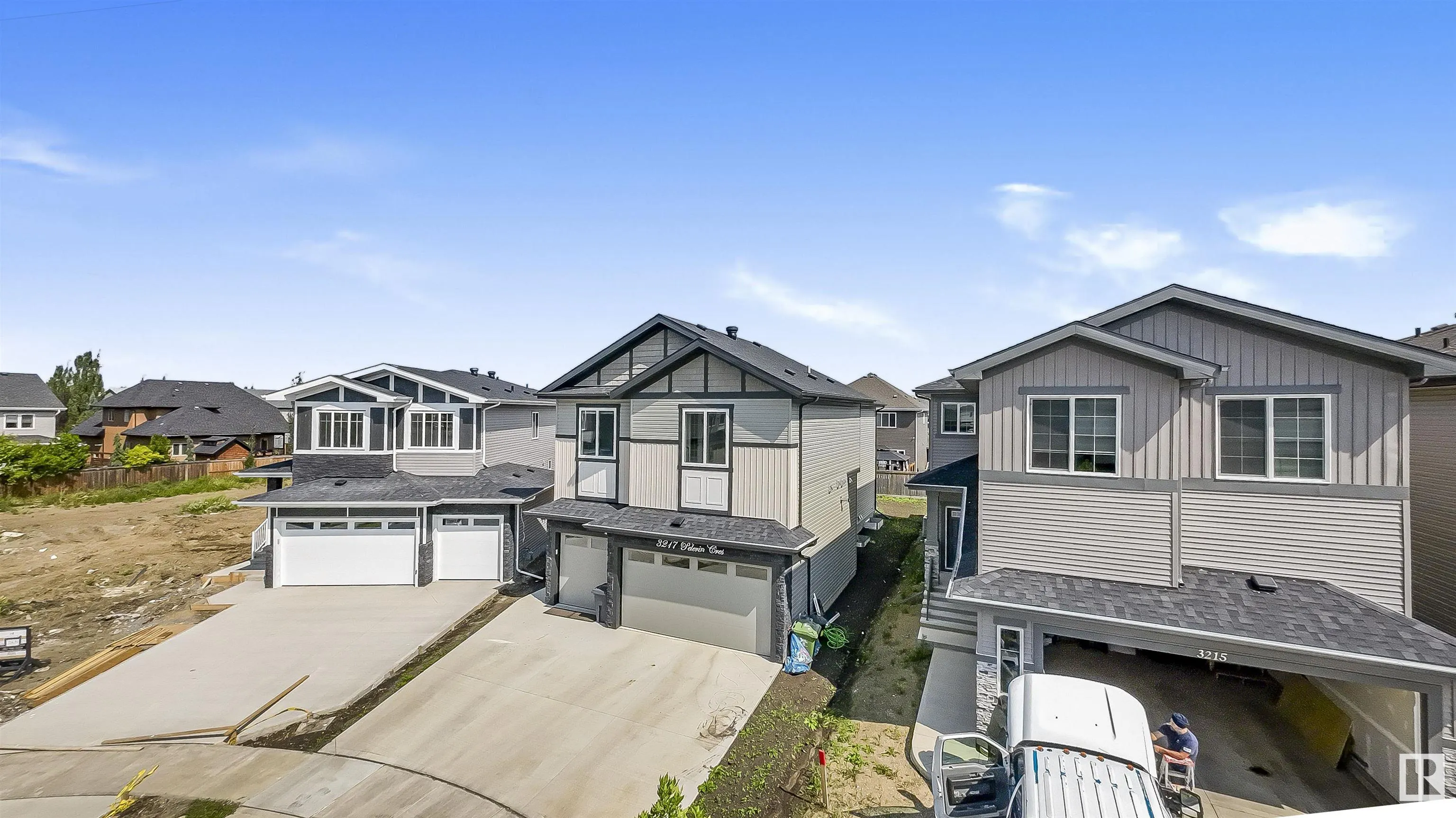 3217 PELERIN Crescent
