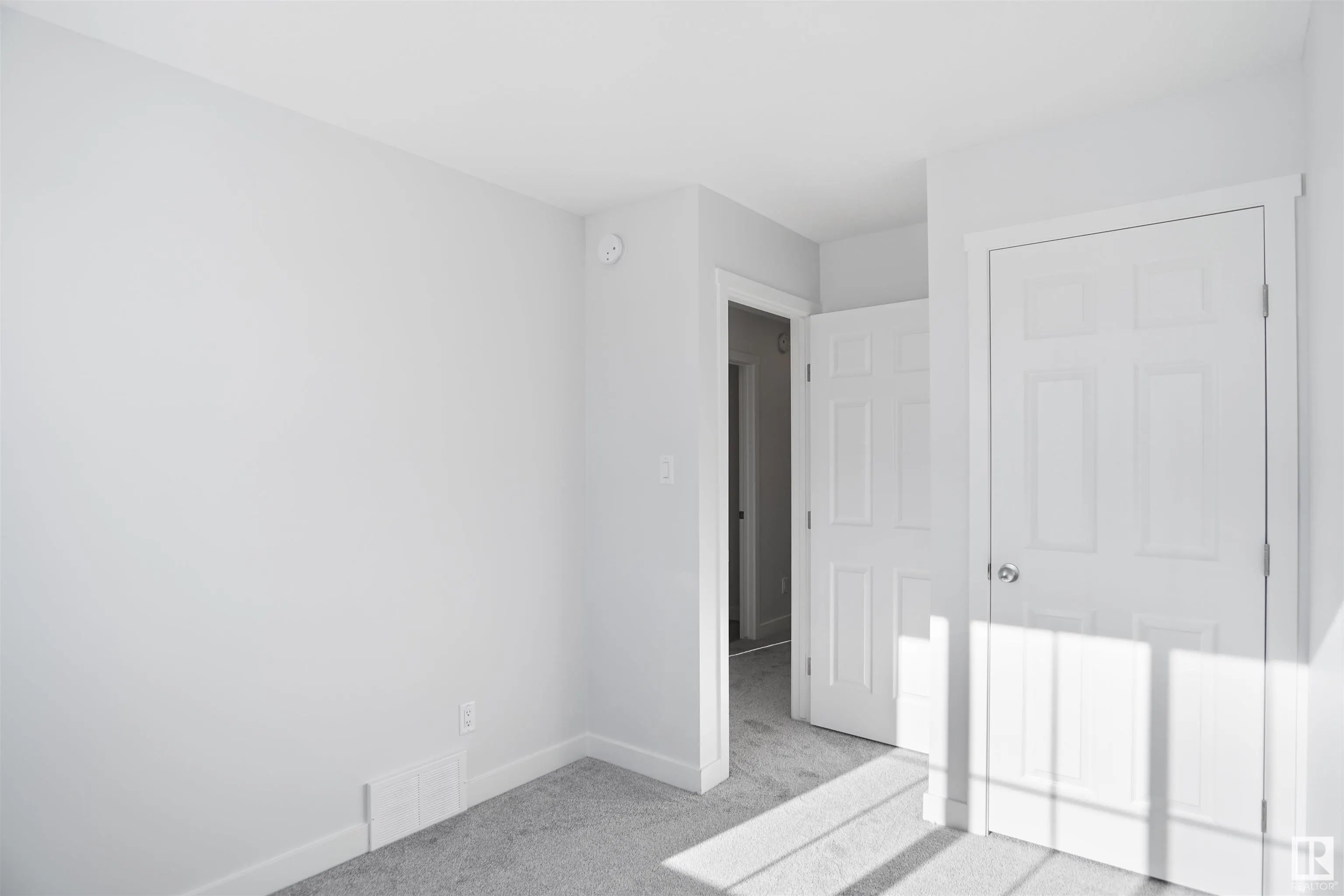 160 Savoy Crescent