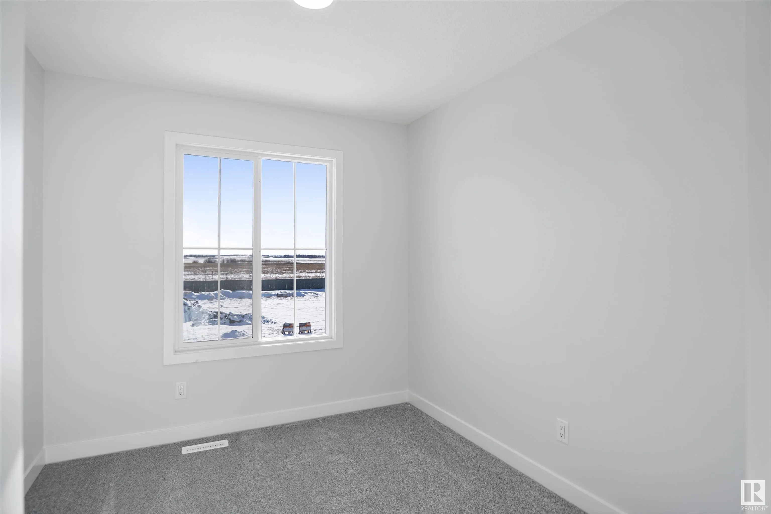 160 Savoy Crescent