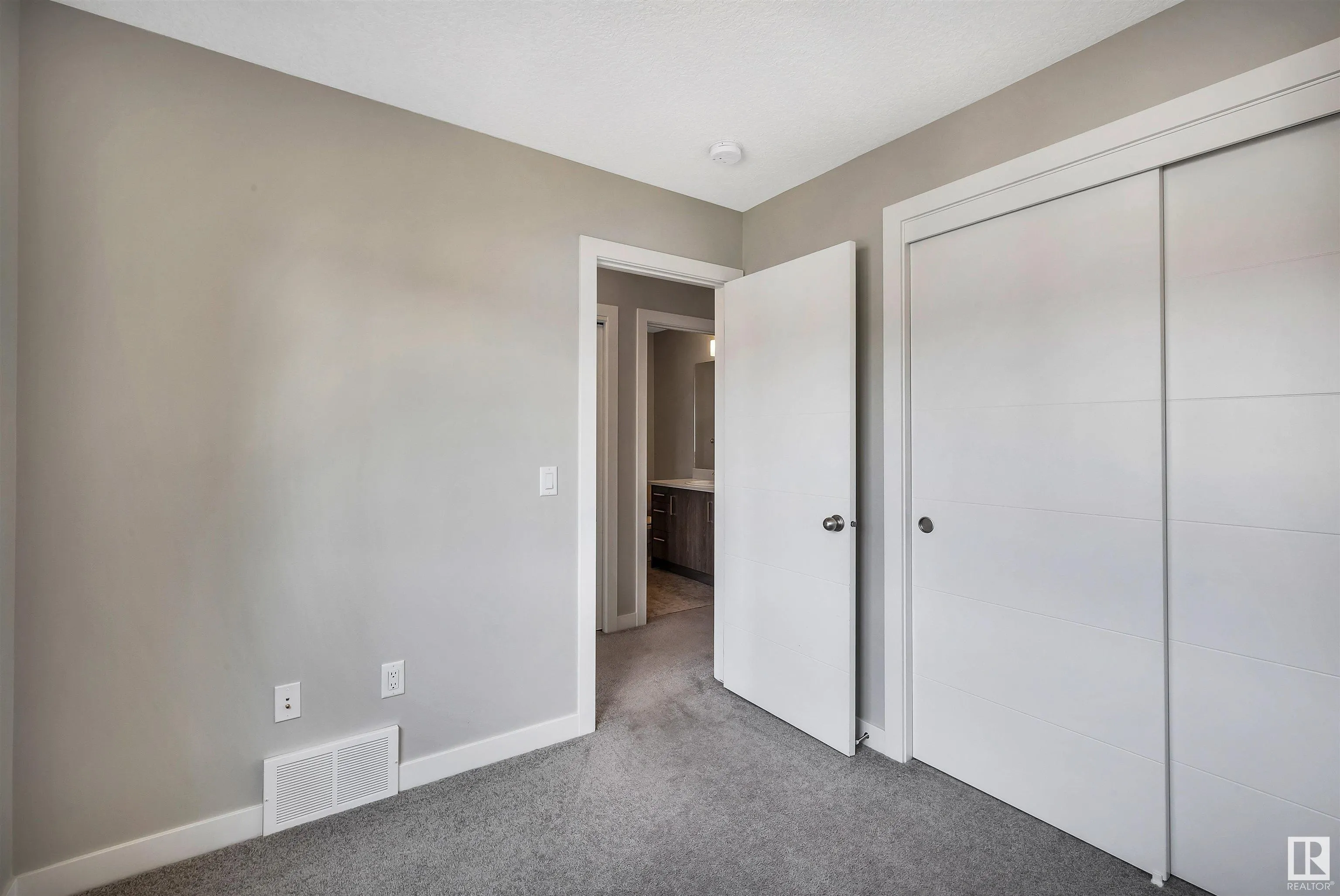 600 BELLEROSE Drive