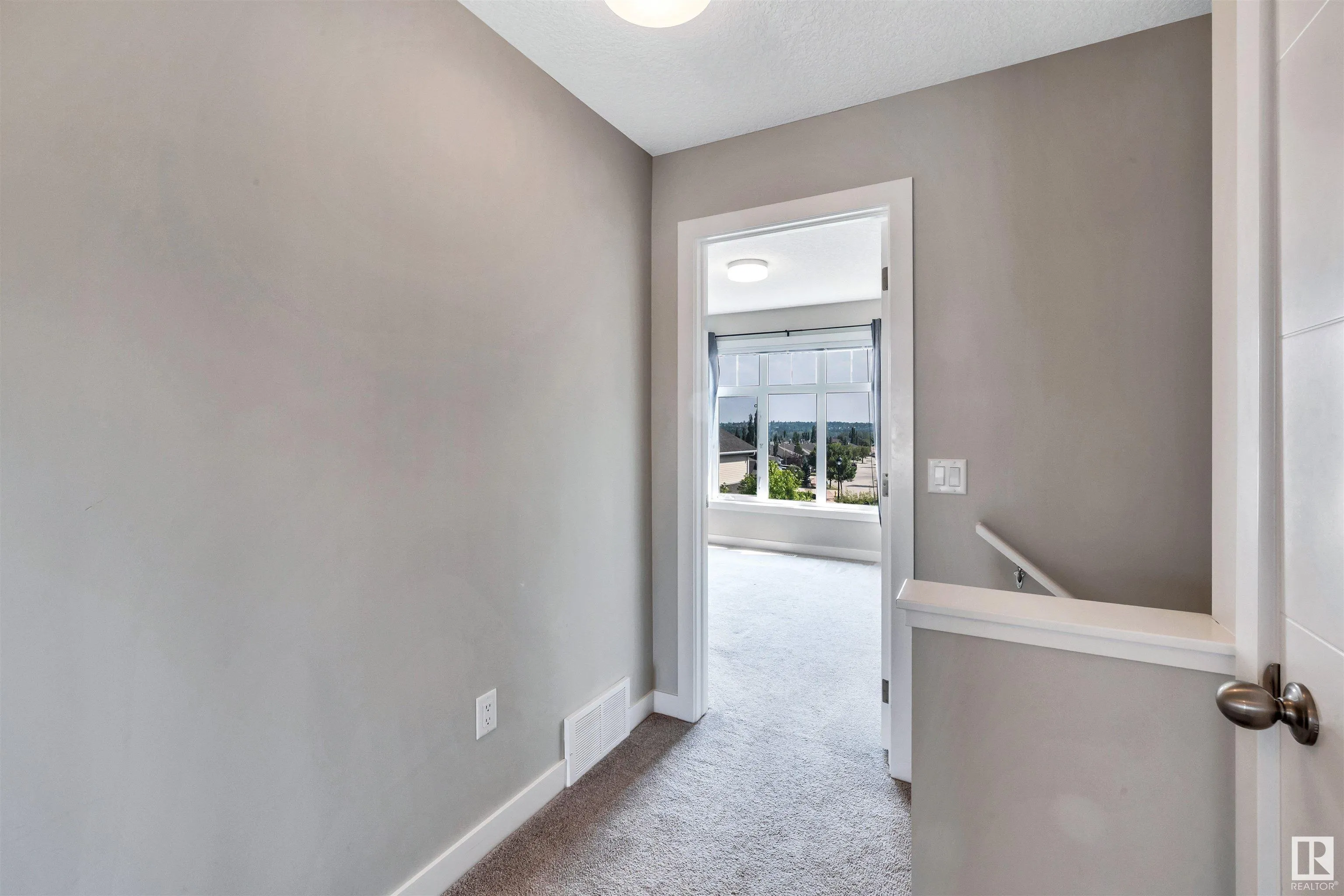 600 BELLEROSE Drive