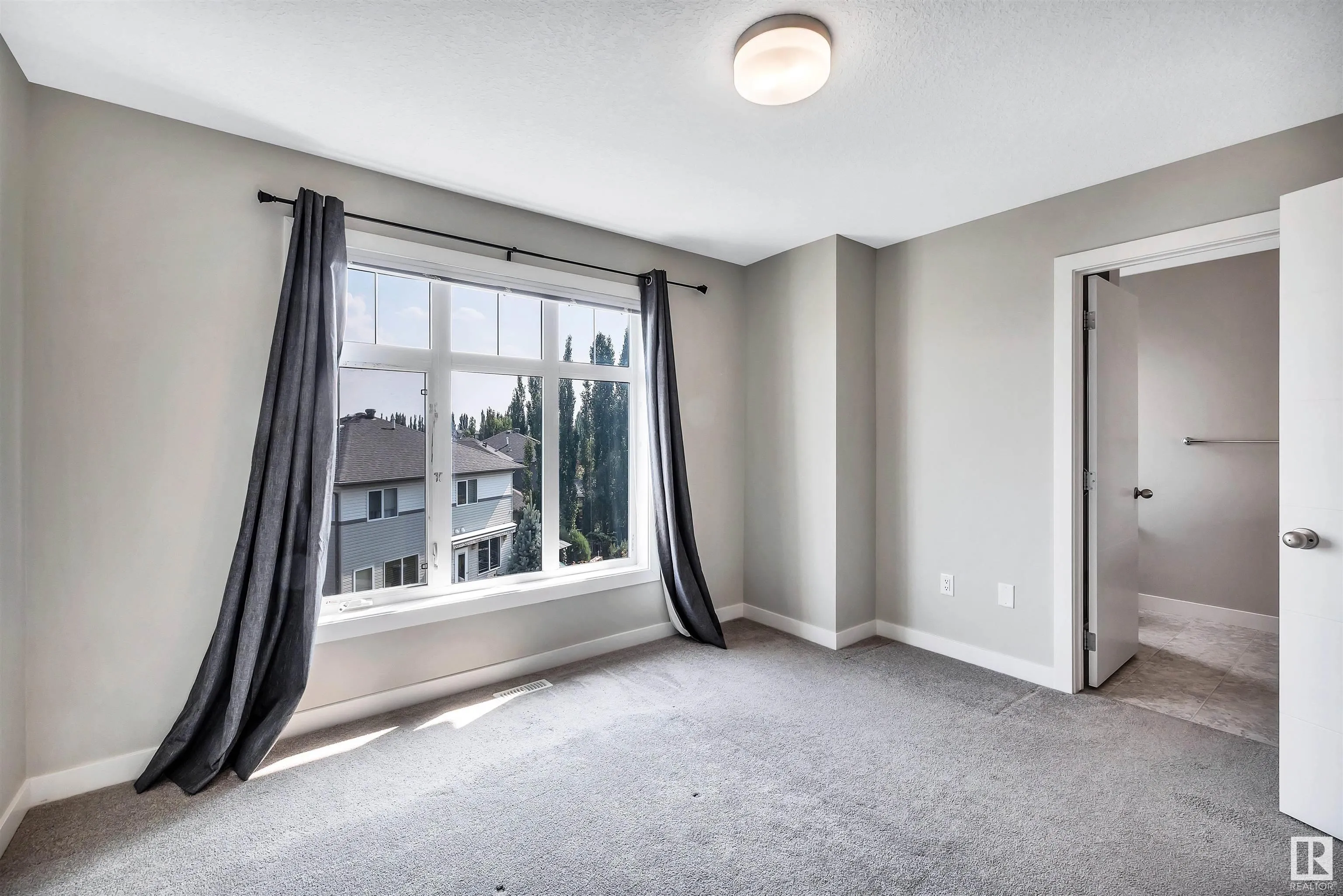 600 BELLEROSE Drive