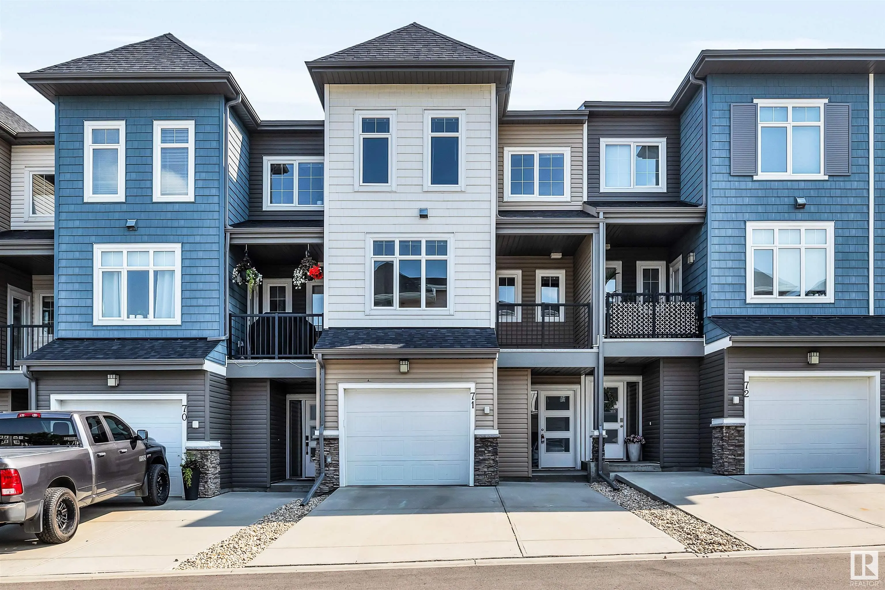 600 BELLEROSE Drive