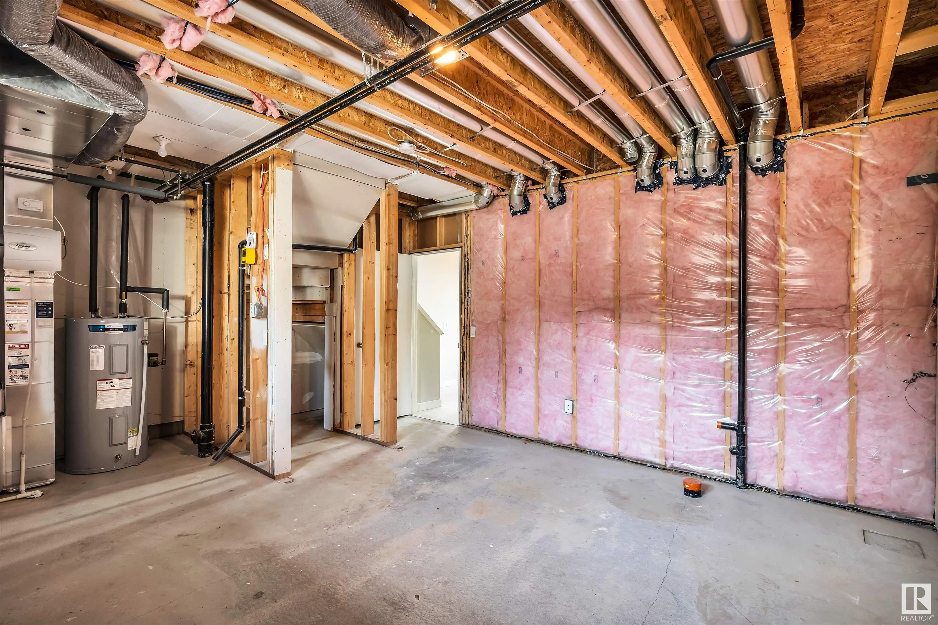 600 BELLEROSE Drive