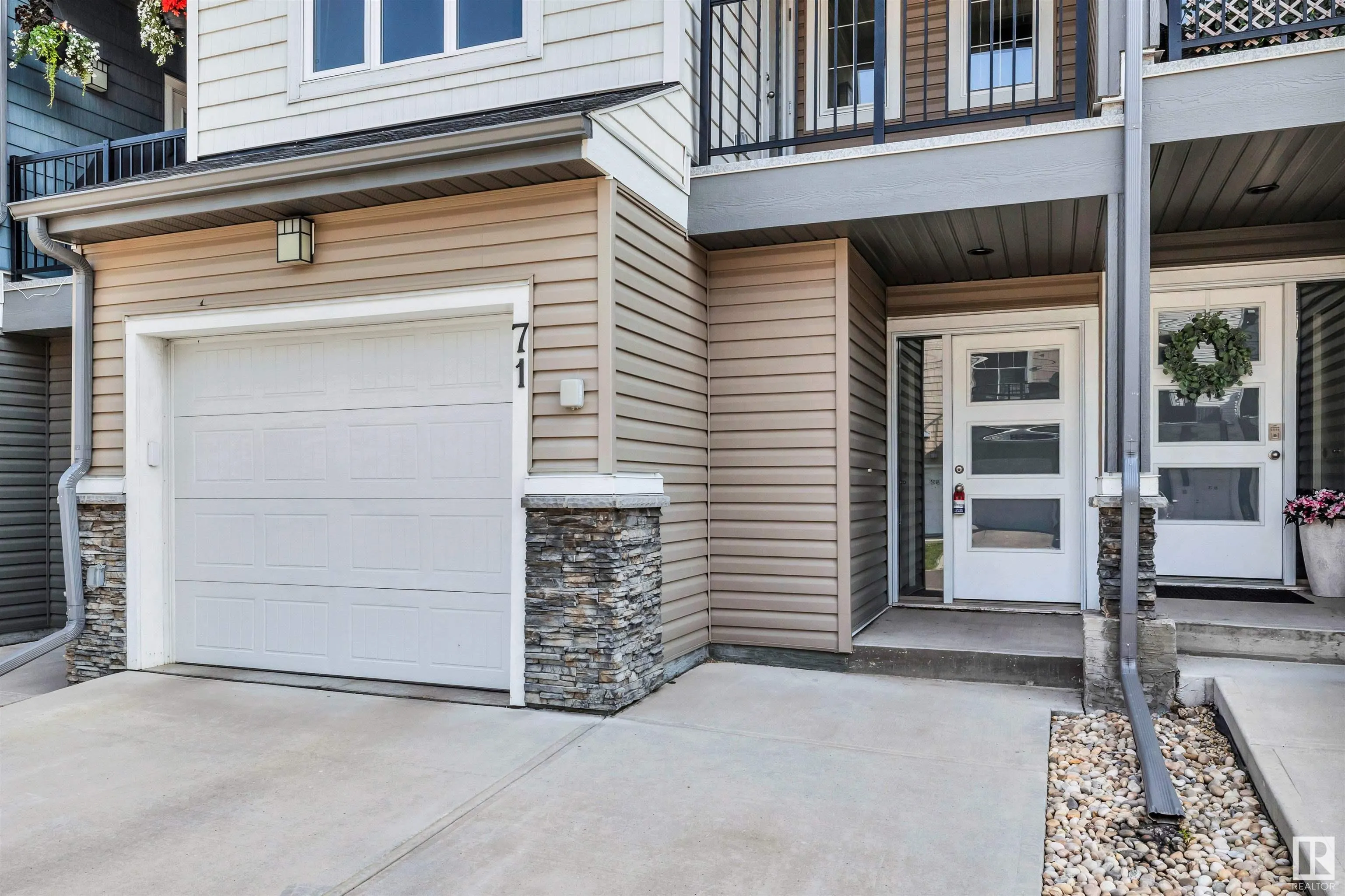 600 BELLEROSE Drive