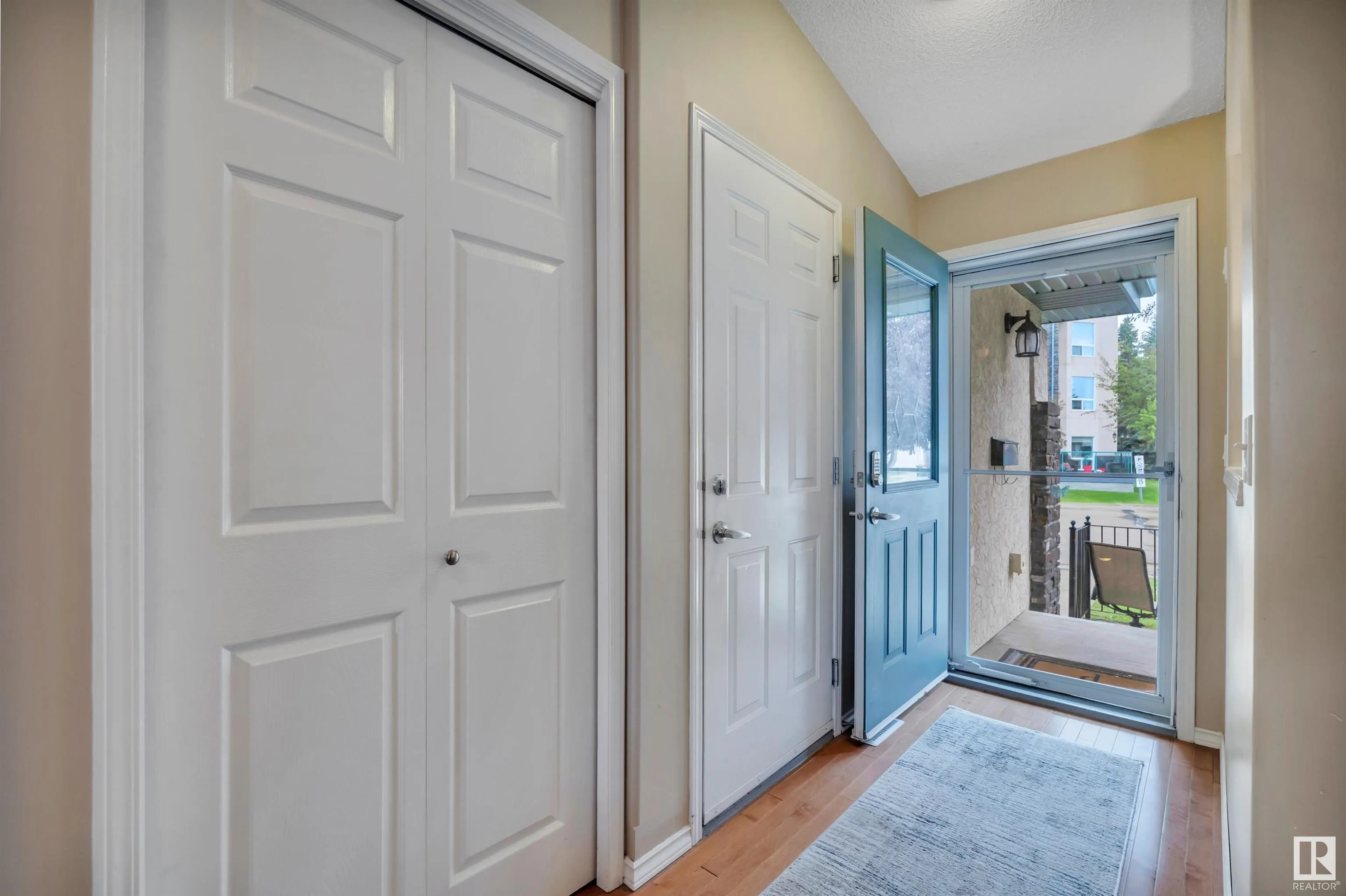 102 BRIDGEPORT Crossing