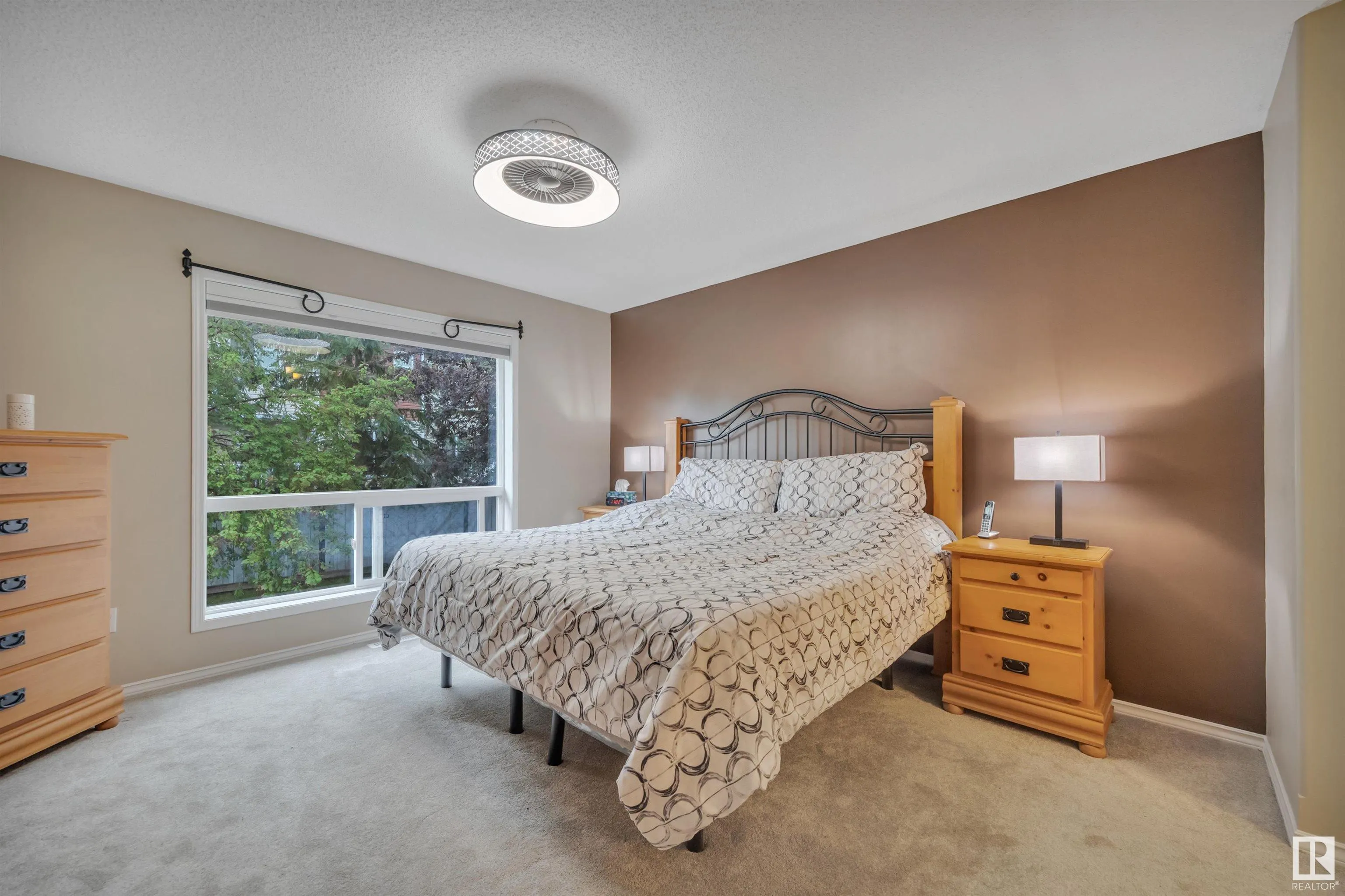 102 BRIDGEPORT Crossing