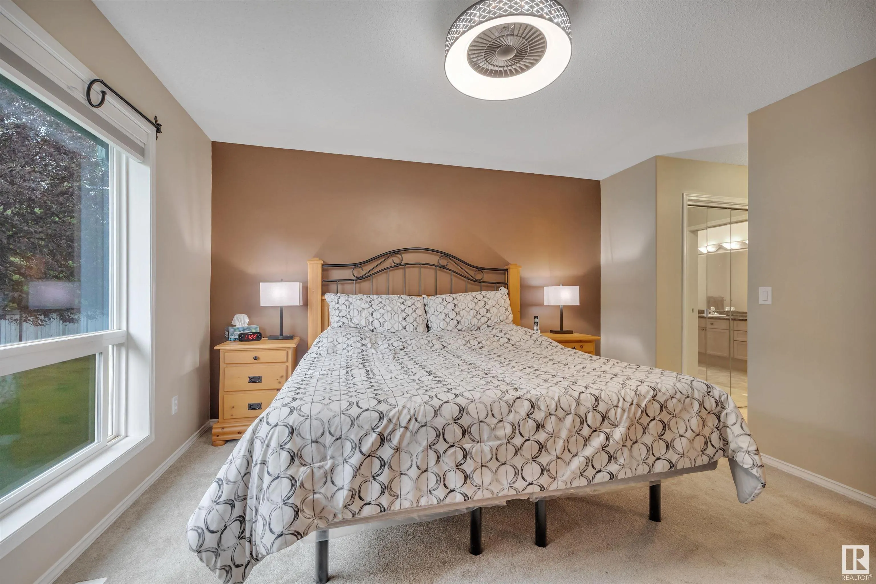 102 BRIDGEPORT Crossing