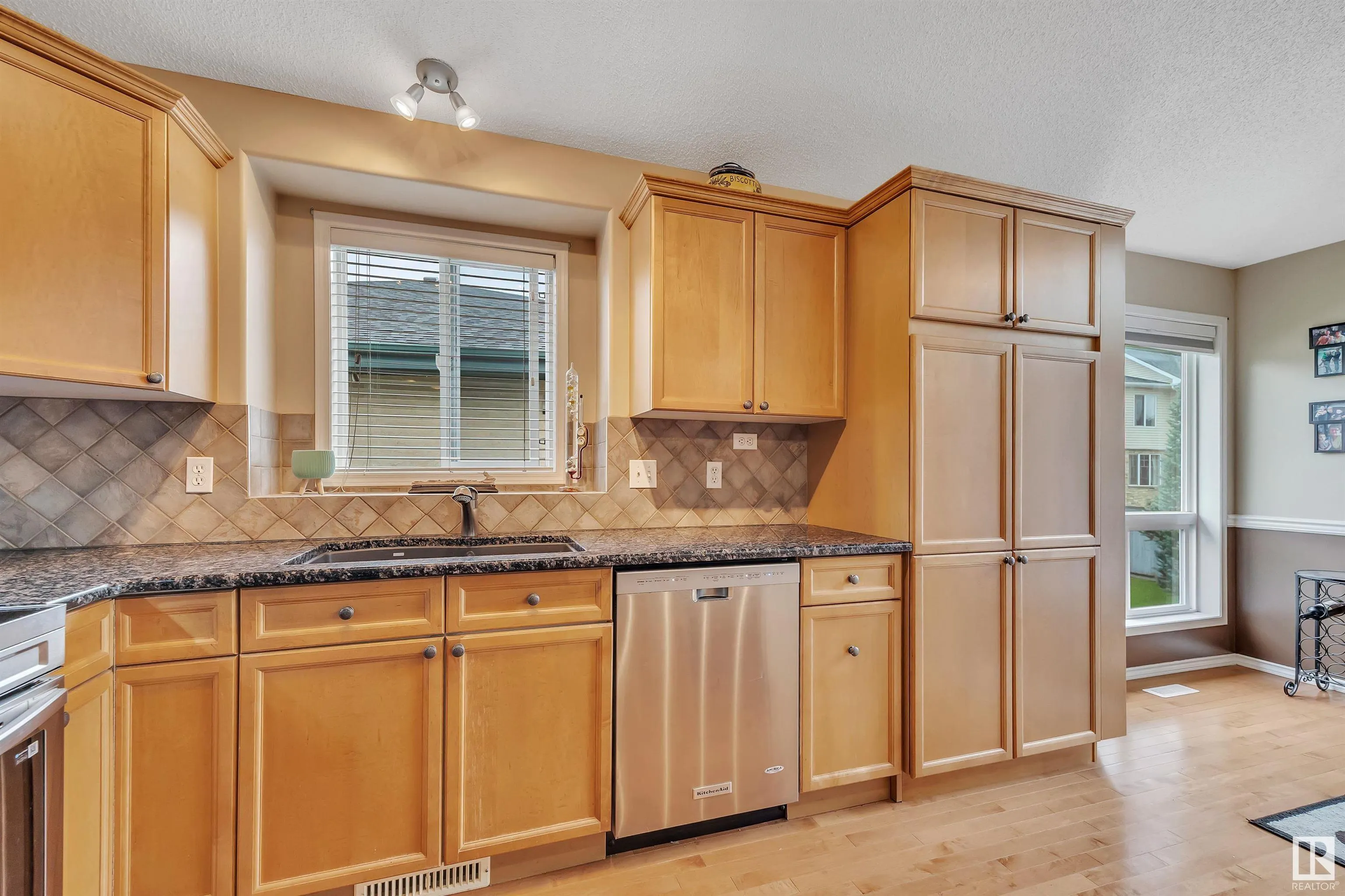 102 BRIDGEPORT Crossing