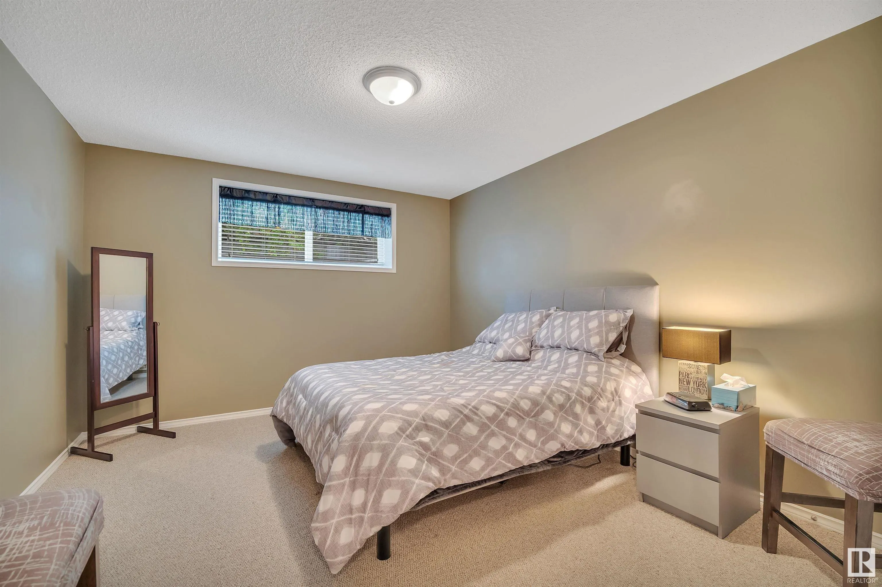 102 BRIDGEPORT Crossing