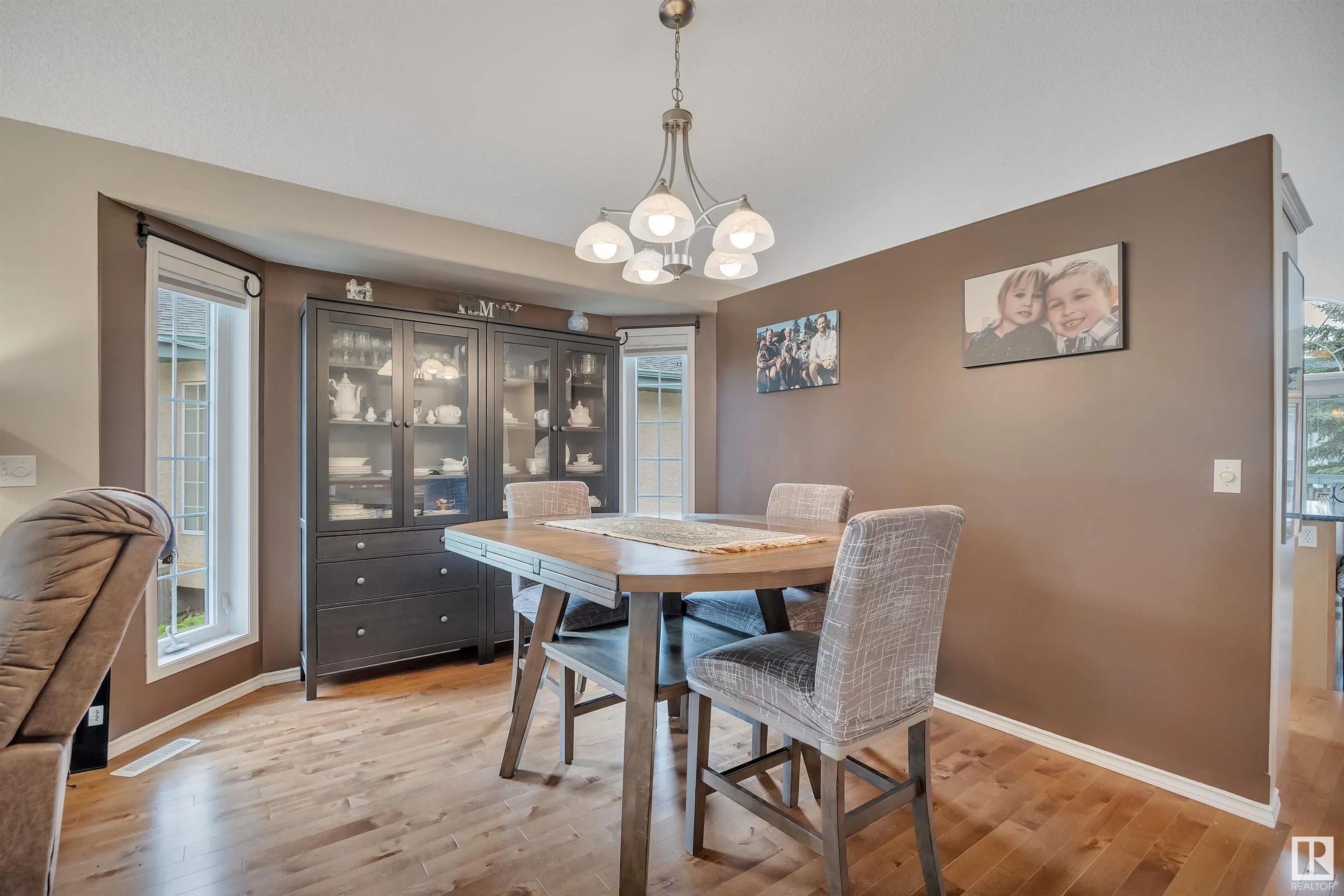 102 BRIDGEPORT Crossing