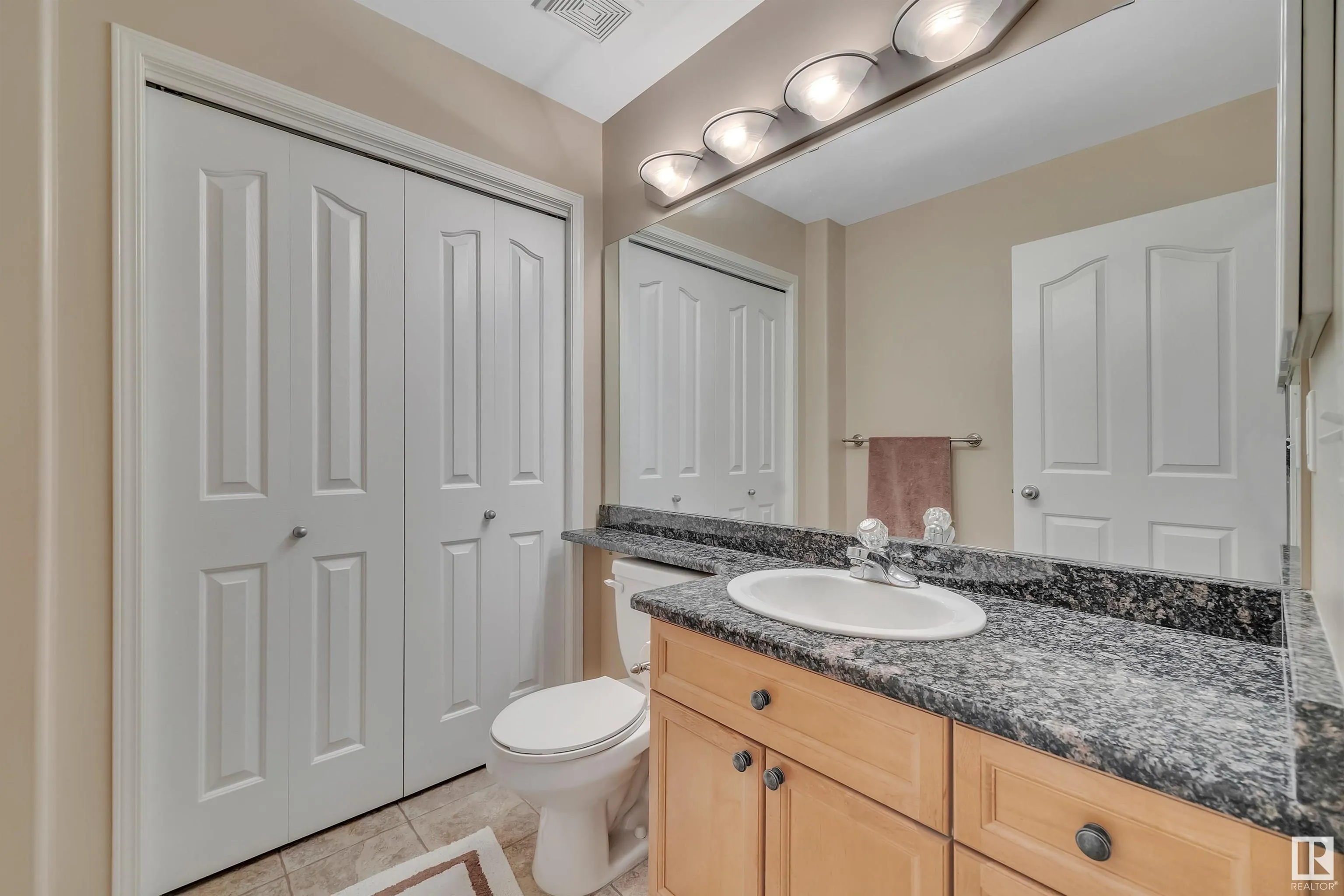 102 BRIDGEPORT Crossing