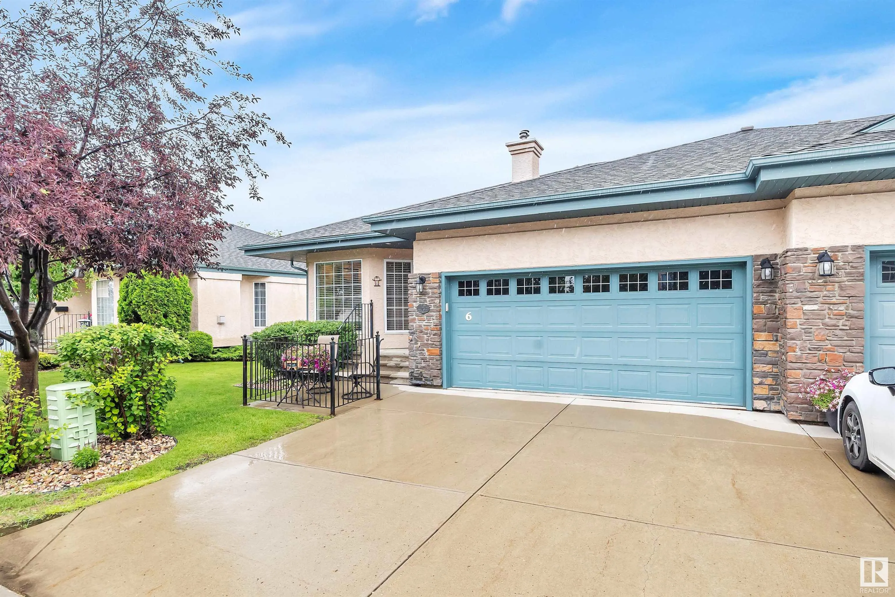 102 BRIDGEPORT Crossing