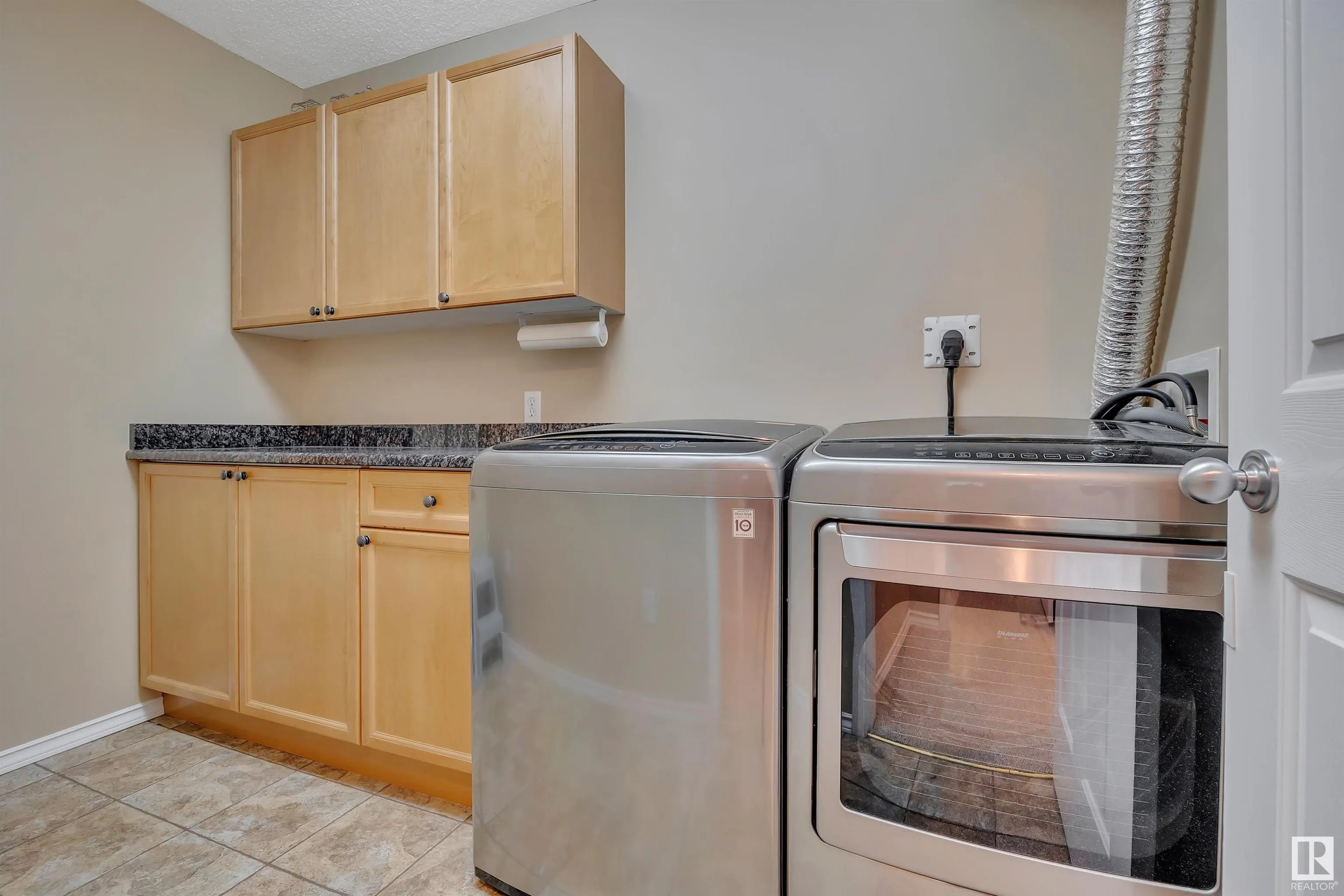 102 BRIDGEPORT Crossing