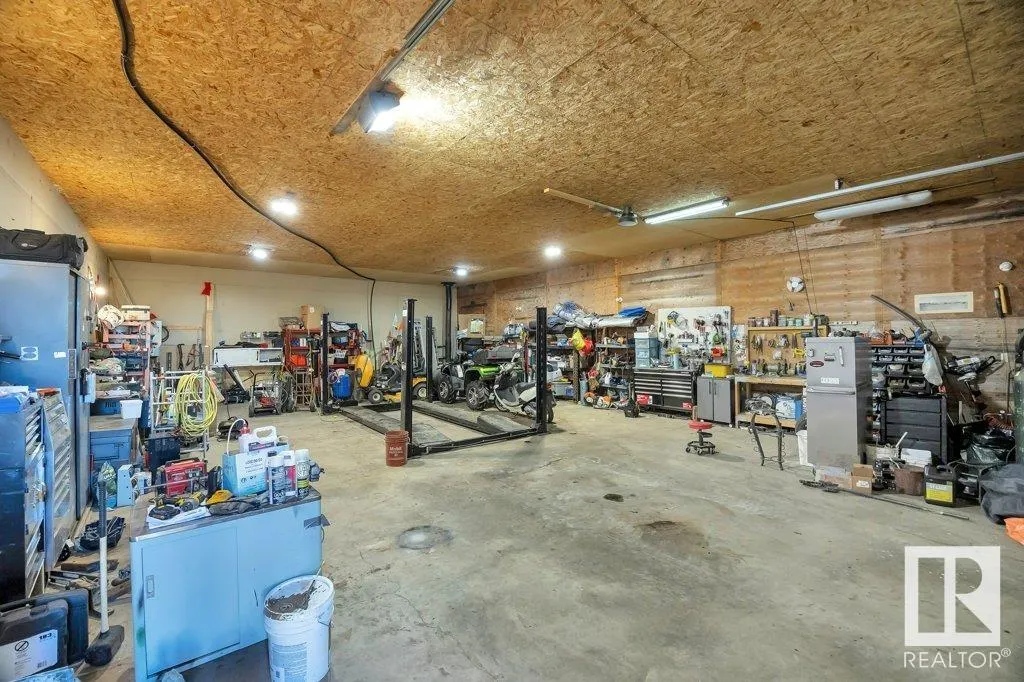 464015 Range Road 234