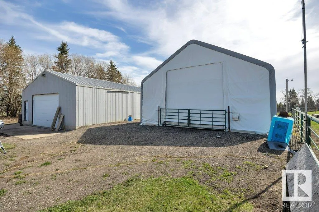 464015 Range Road 234