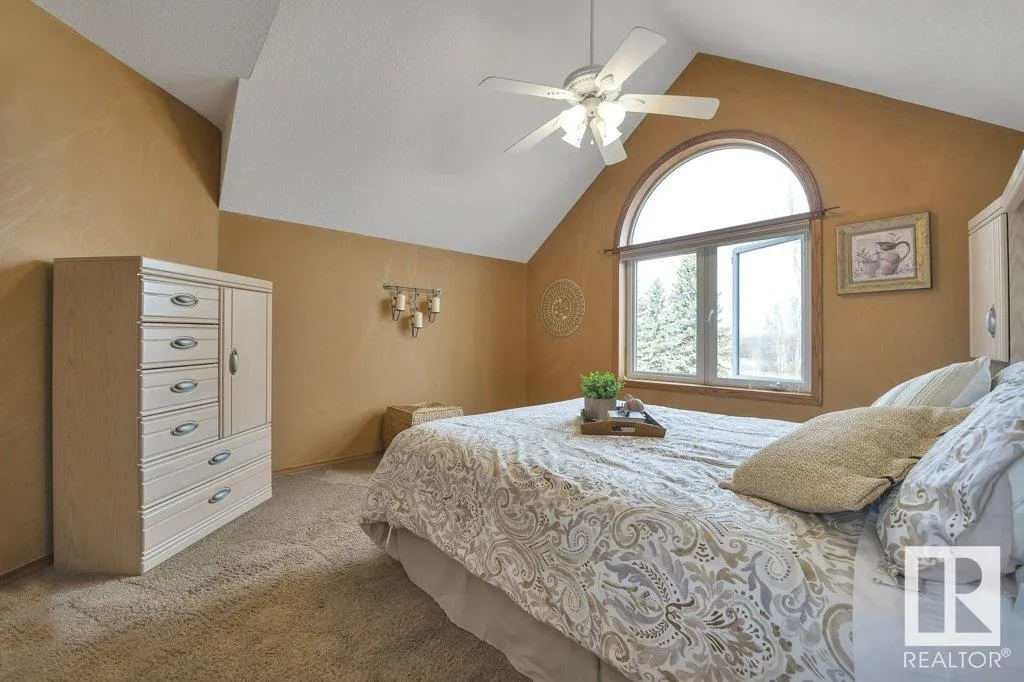 464015 Range Road 234
