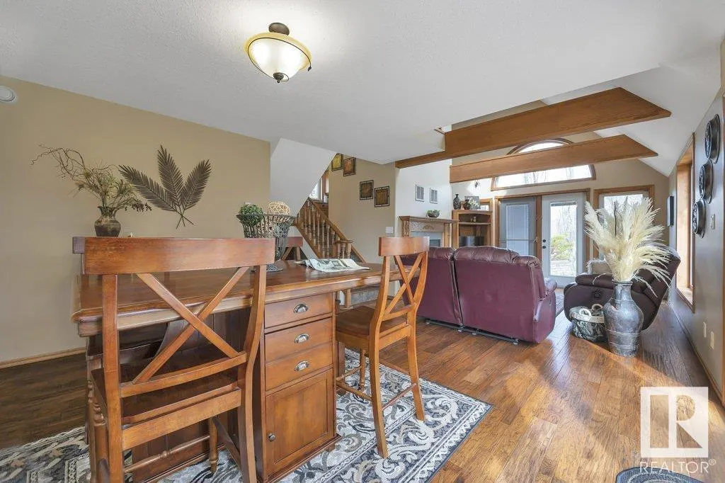 464015 Range Road 234